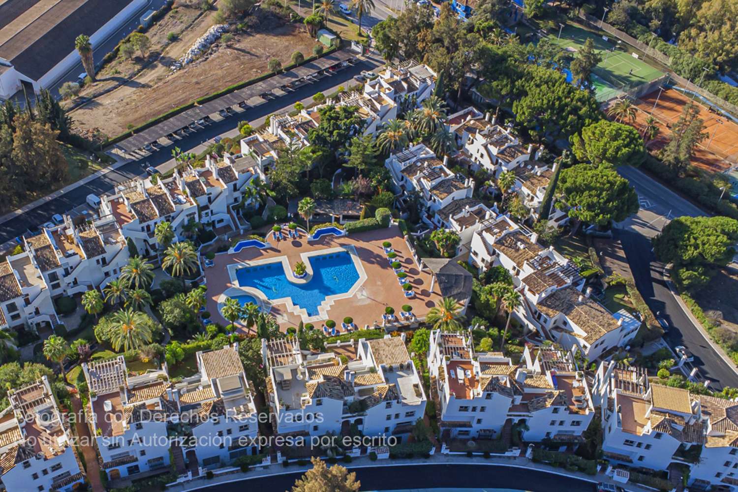 Duplex à vendre à Nueva Andalucia-Marbella-Costa del Sol