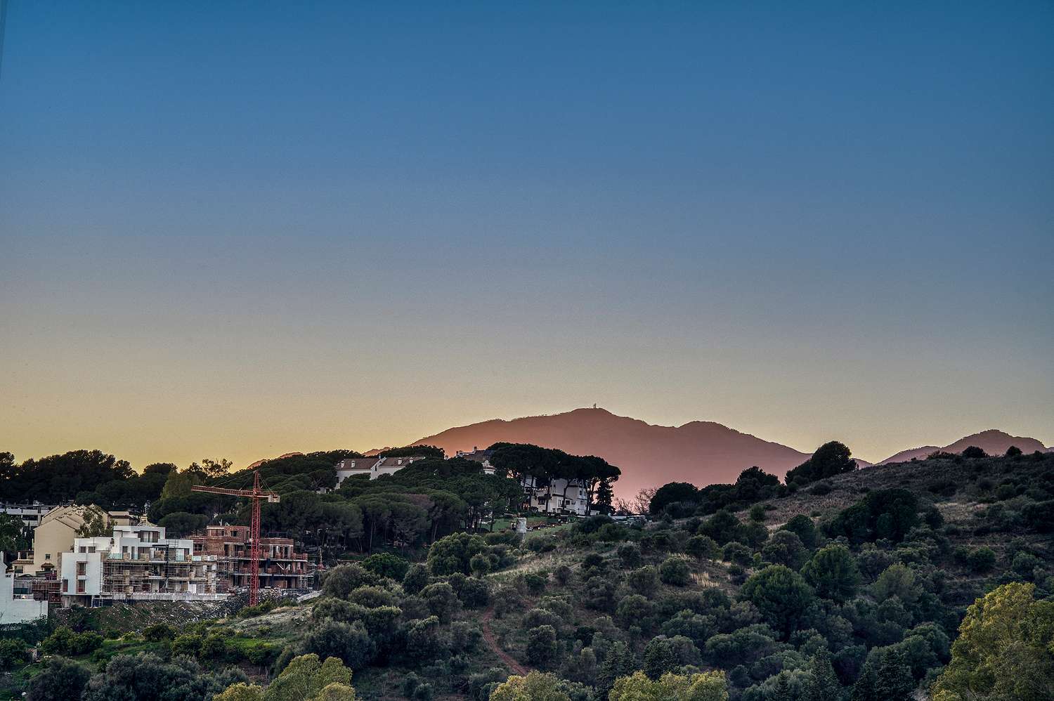 Duplex à vendre à Nueva Andalucia-Marbella-Costa del Sol