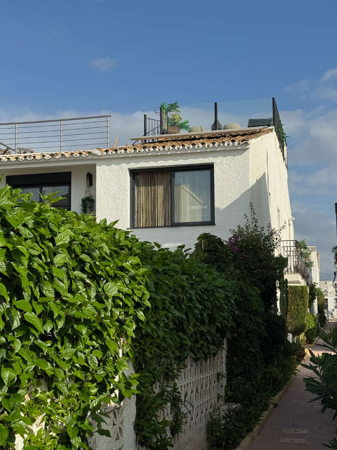 Elegant herenhuis met 3 slaapkamers en uitzicht op zee in El Pirata – Nieuwe Gouden Mijl, Estepona