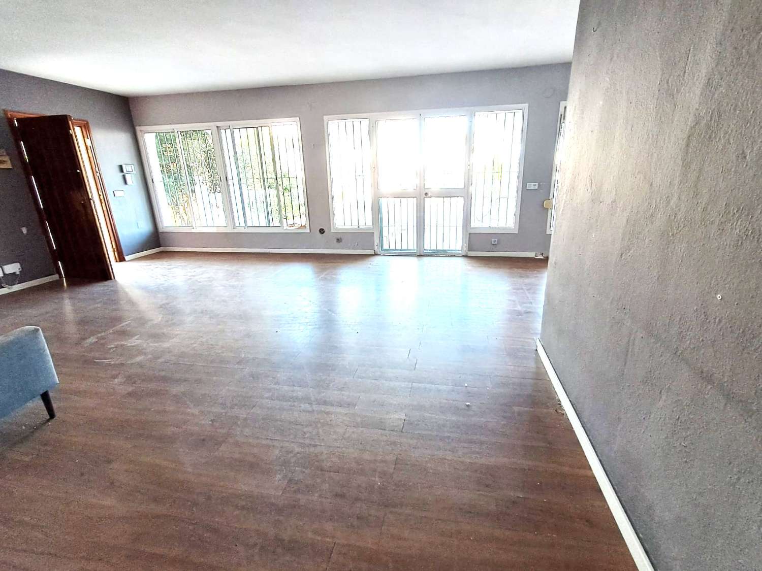 Villa El Paraíso Medio – Nueva Milla de Oro, Estepona Para reformar o reconstruir