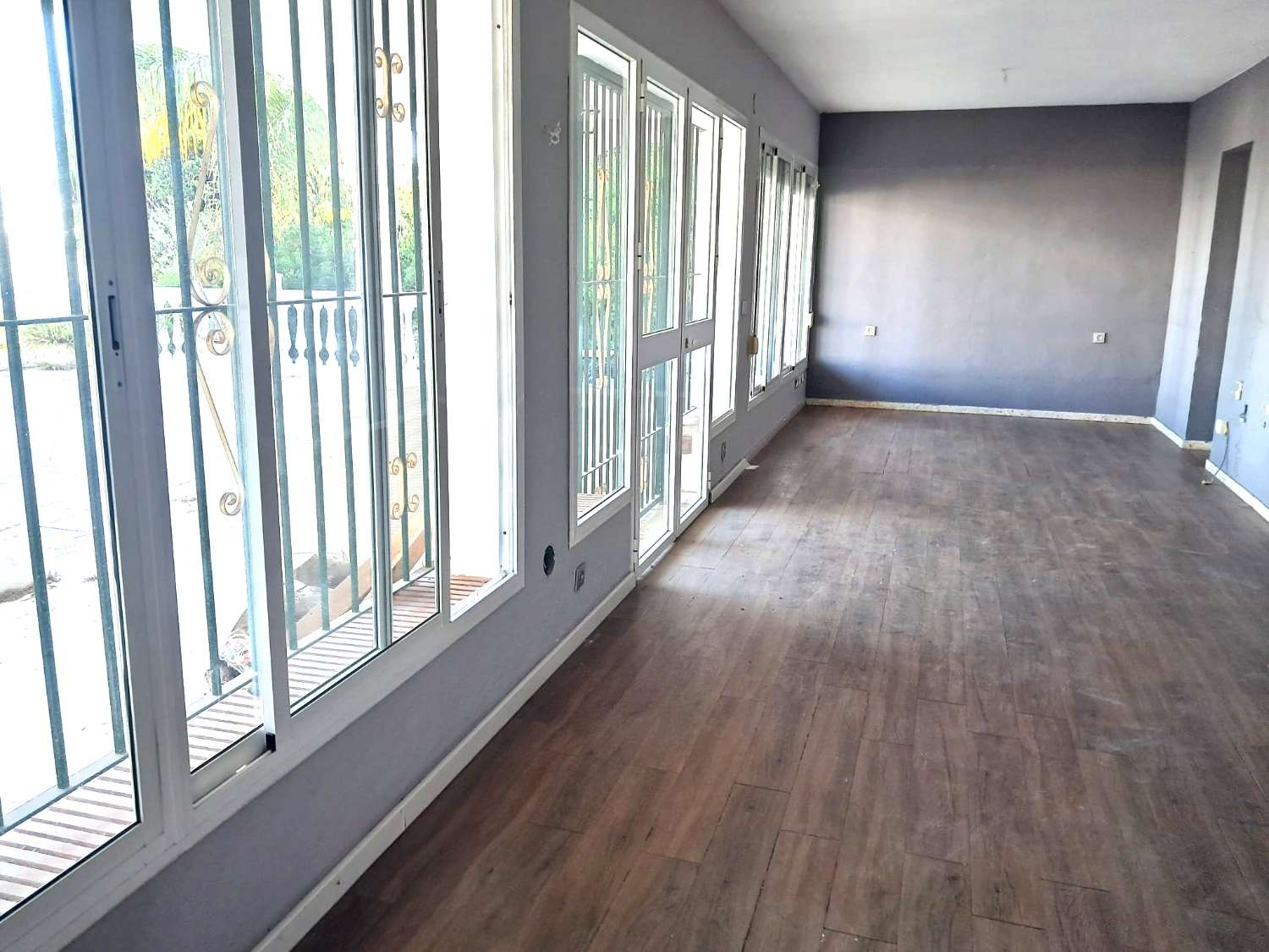 Villa El Paraíso Medio – Nueva Milla de Oro, Estepona Para reformar o reconstruir