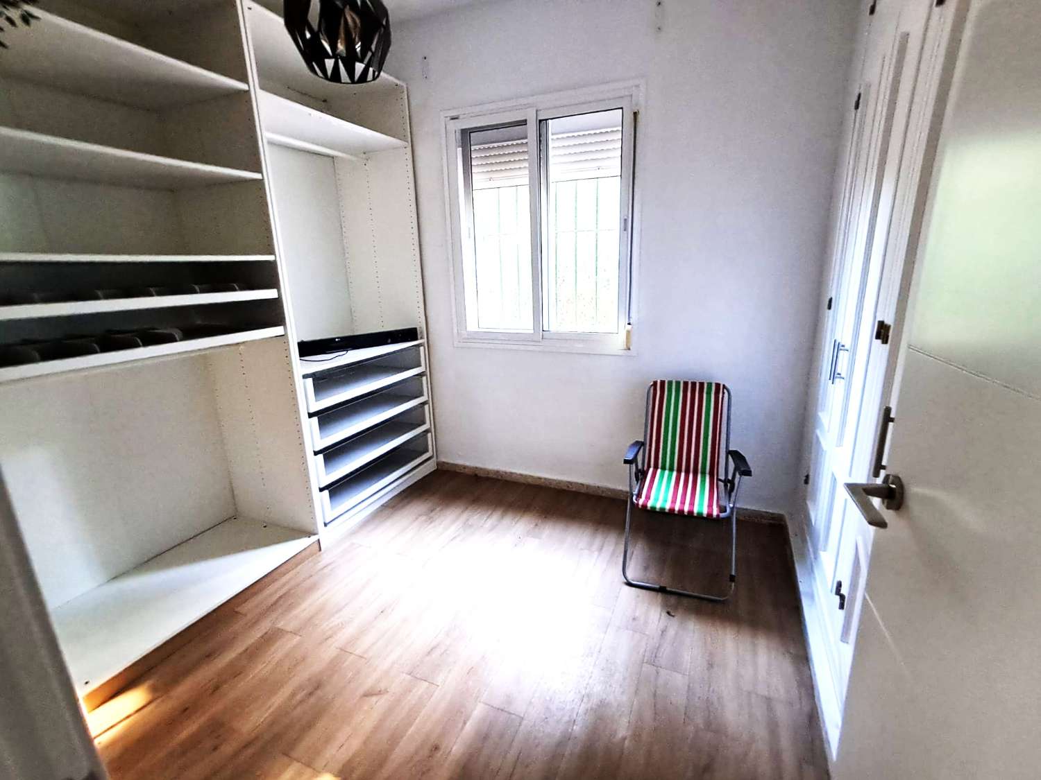 Villa El Paraíso Medio – Nueva Milla de Oro, Estepona Para reformar o reconstruir