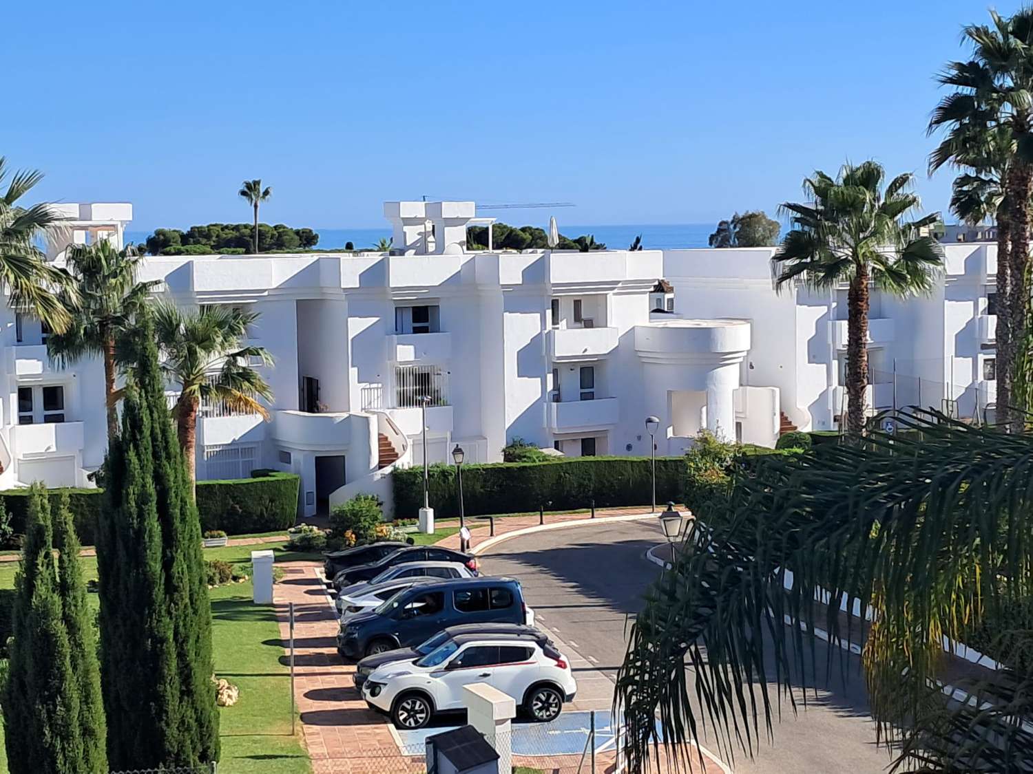 Villa El Paraíso Medio – Nueva Milla de Oro, Estepona Para reformar o reconstruir