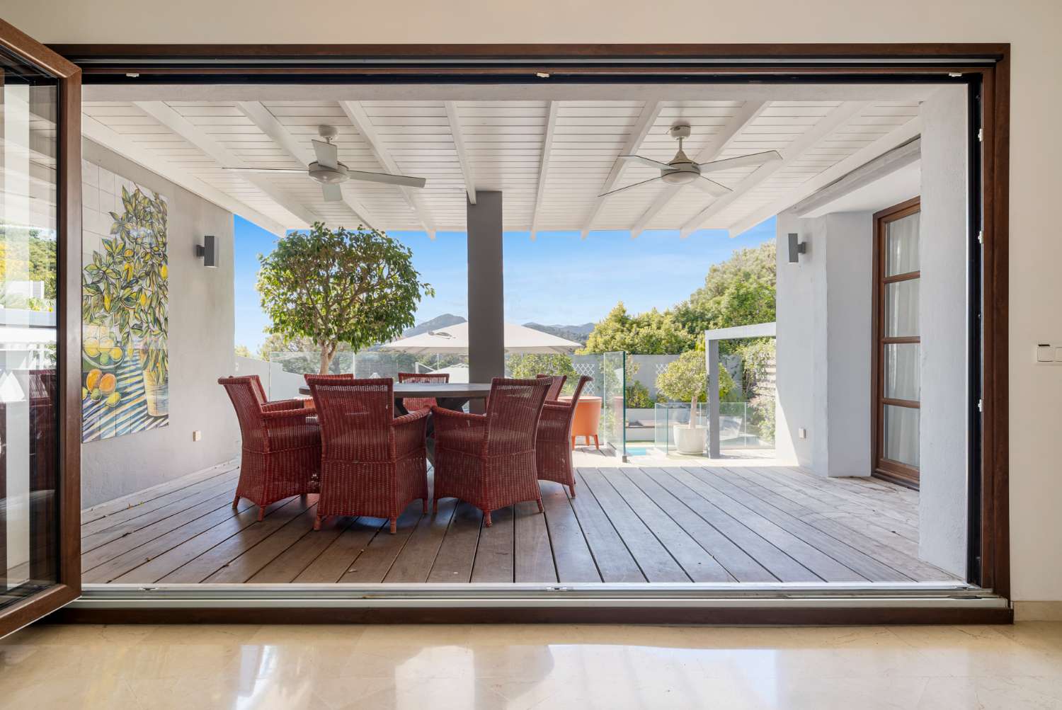 Excepcional casa adosada de 5 dormitorios en La Perla de la Heredia, Benahavís