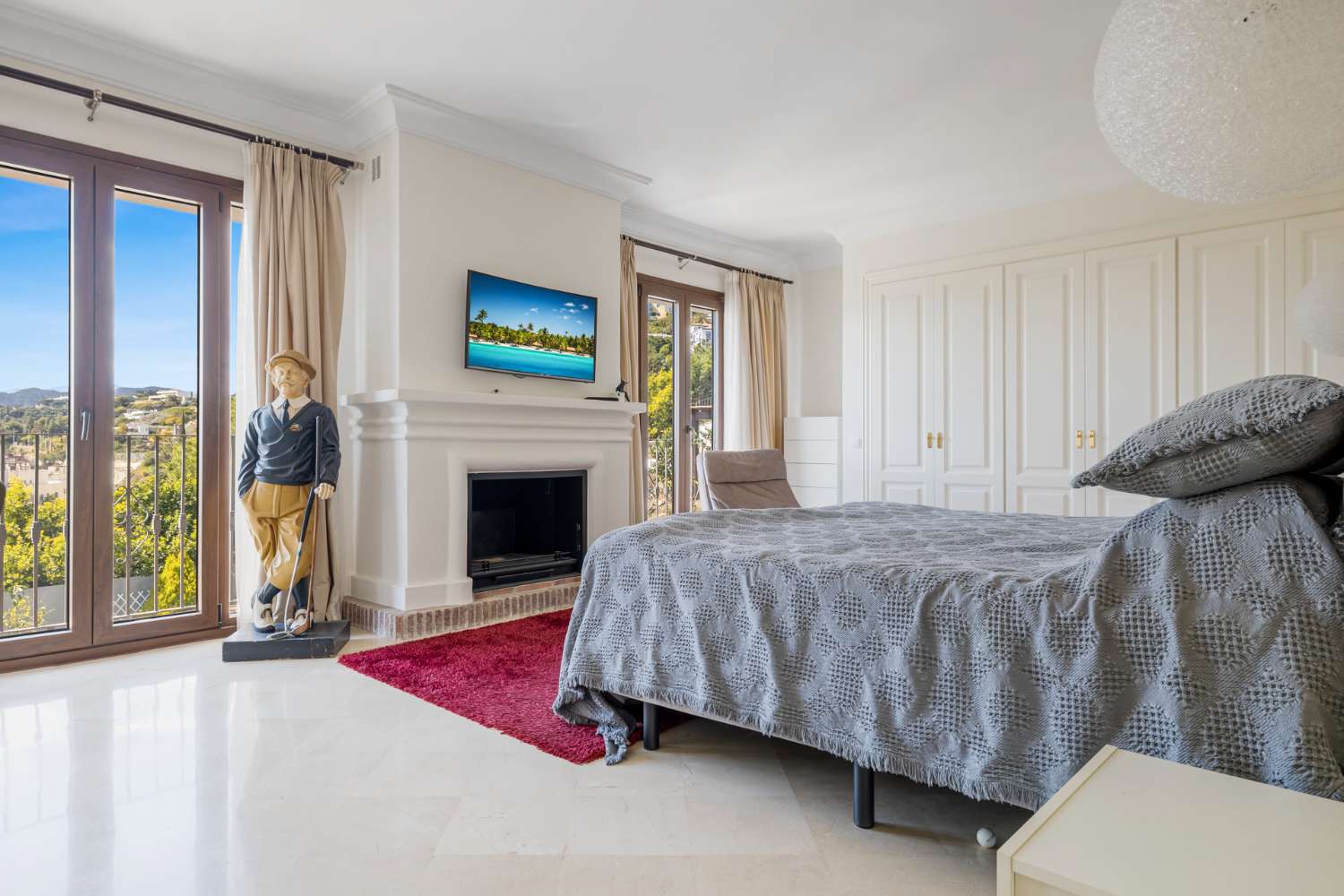 Excepcional casa adosada de 5 dormitorios en La Perla de la Heredia, Benahavís