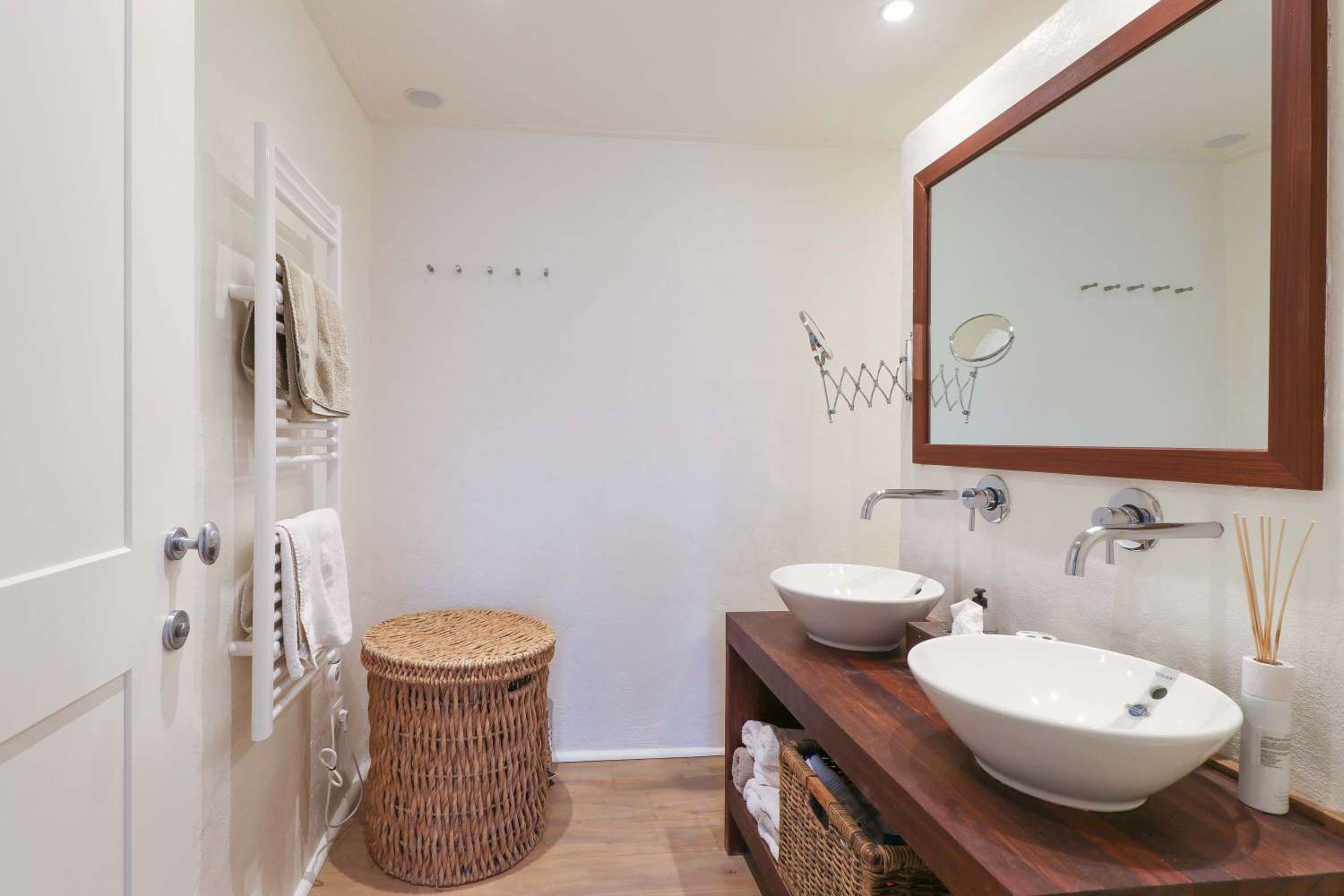 Encantadora y única villa en Nueva Atalaya, Benahavís