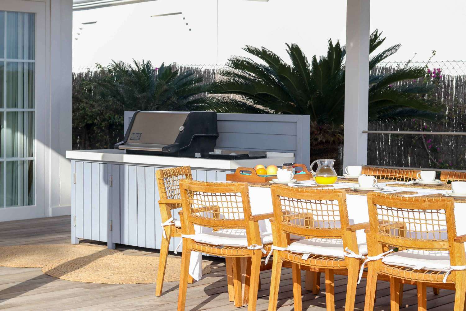 Encantadora y única villa en Nueva Atalaya, Benahavís