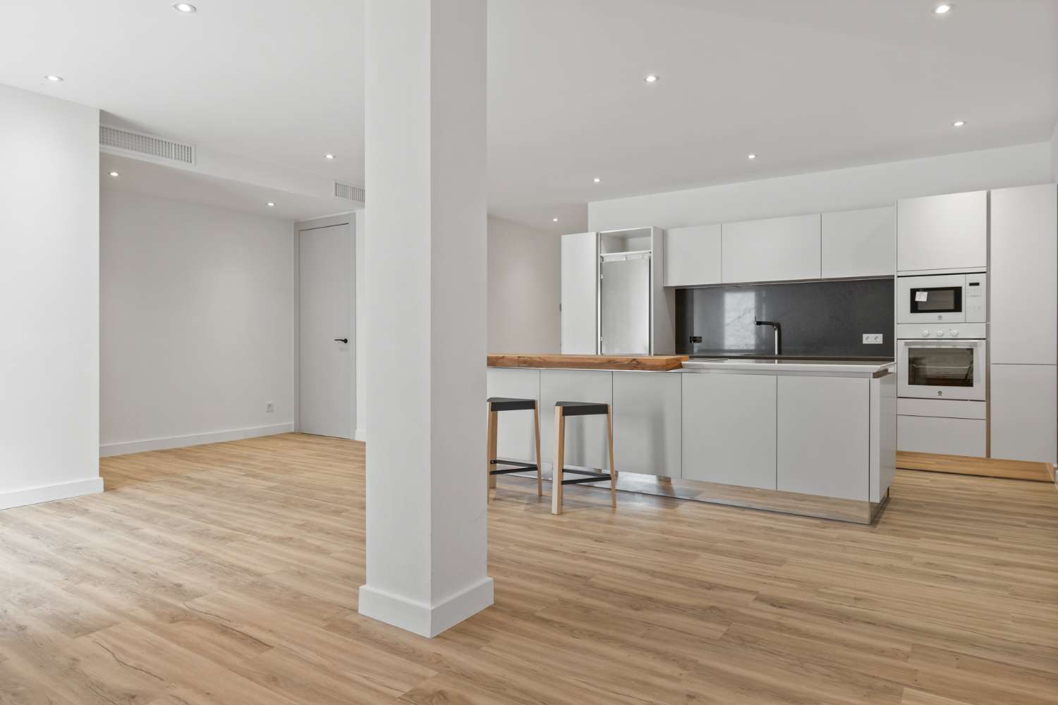 VILLA LIPTO SAN PEDRO LADO PLAYA, MARBELLA, CCOSTA DEL SOL