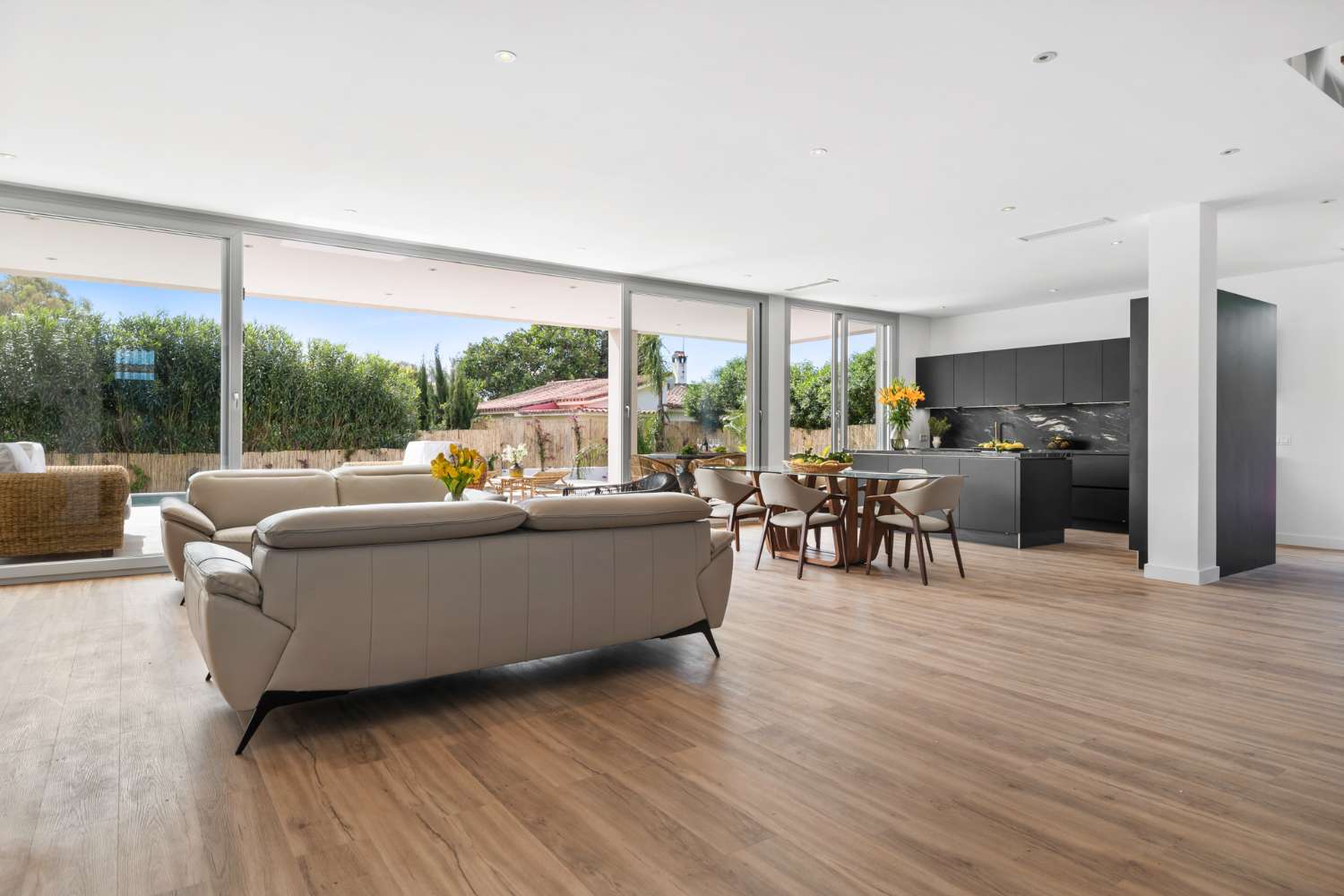 VILLA LIPTO SAN PEDRO LADO PLAYA, MARBELLA, CCOSTA DEL SOL