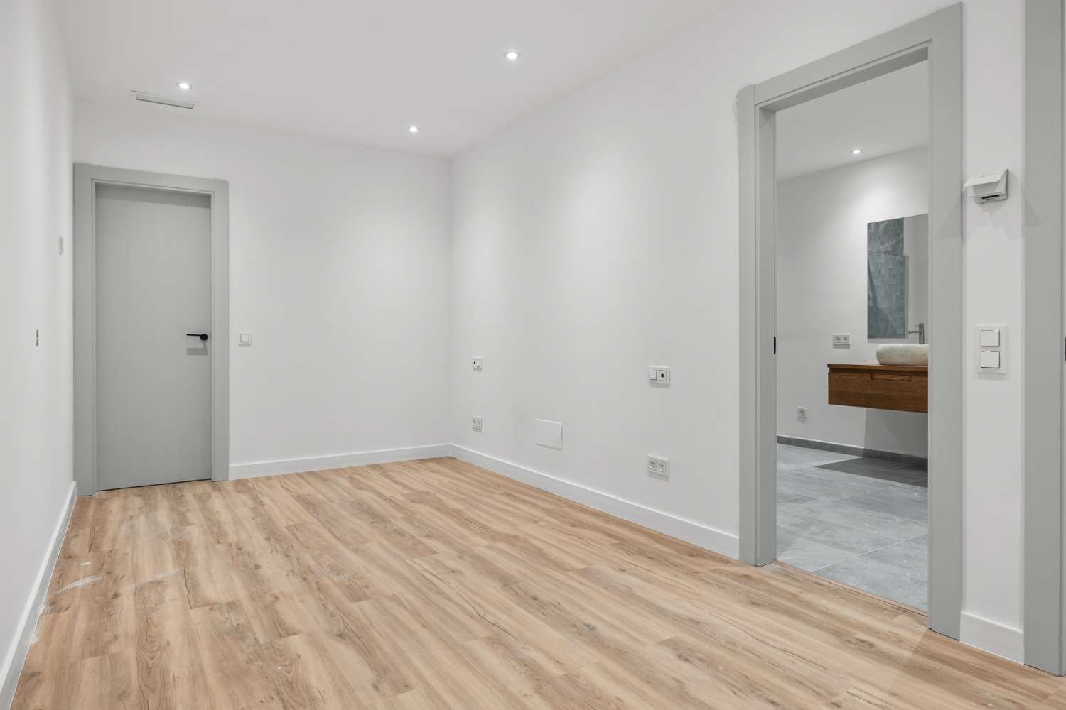 VILLA LIPTO SAN PEDRO LADO PLAYA, MARBELLA, CCOSTA DEL SOL