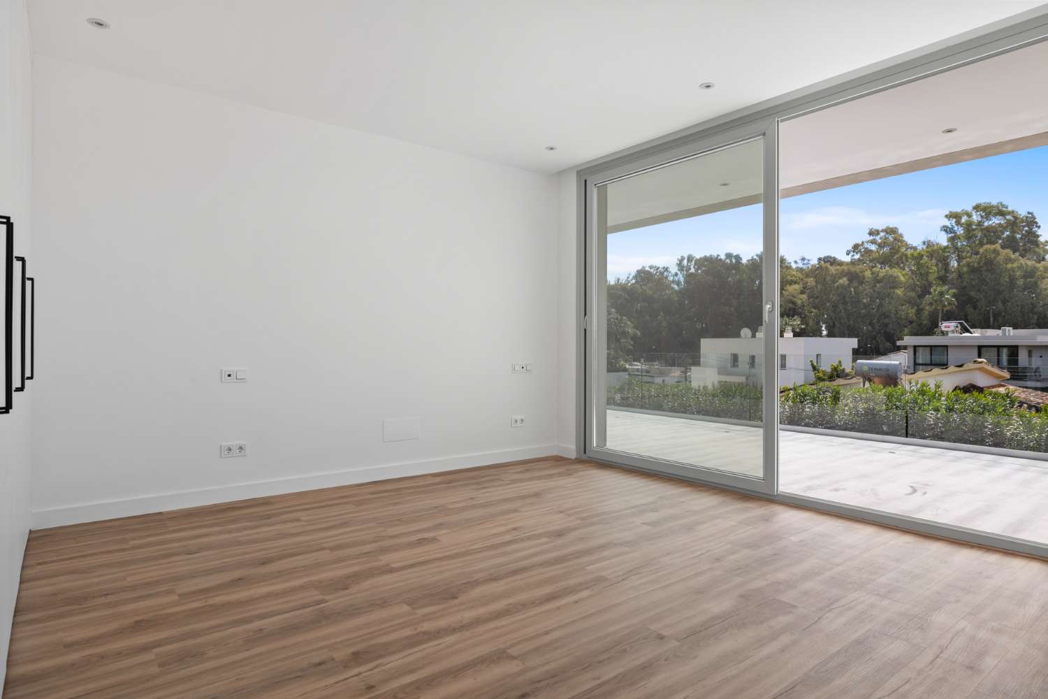 VILLA LIPTO SAN PEDRO LADO PLAYA, MARBELLA, CCOSTA DEL SOL