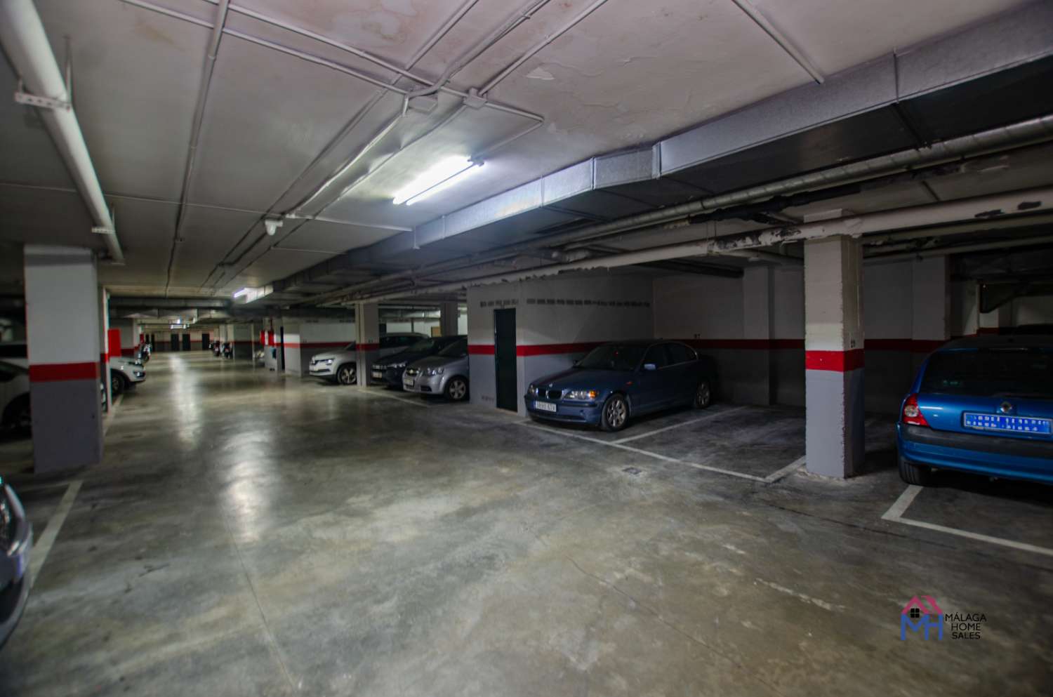 Piso en venta  en recinto privado en Torre del Mar-Málaga.