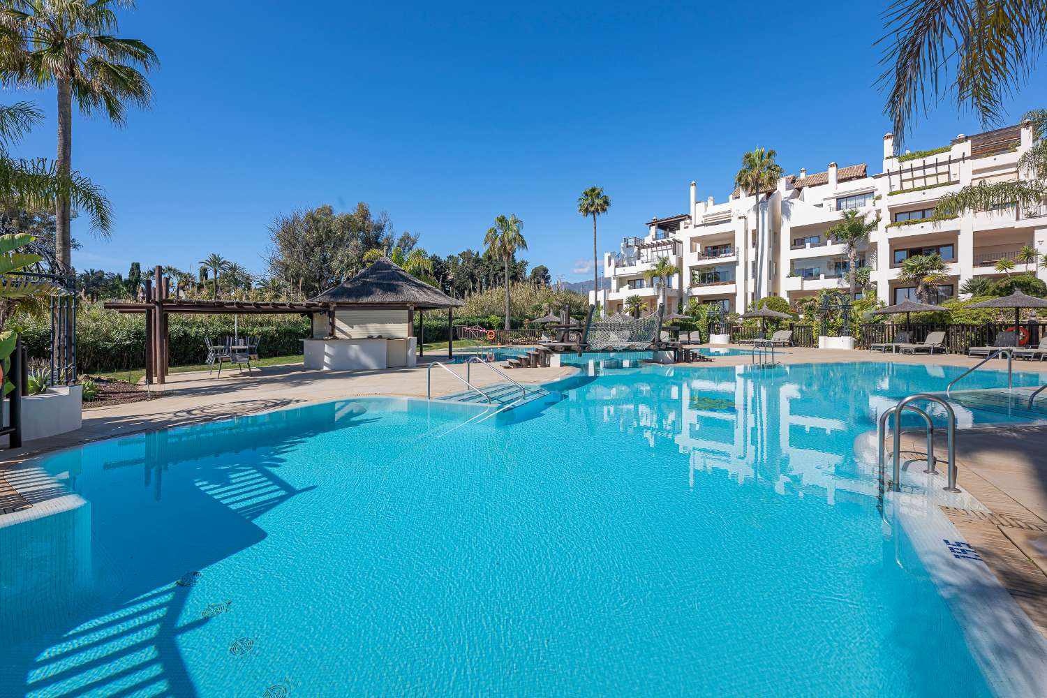 Planta baja en venta en El Velerin-Estepona-Costa del Sol