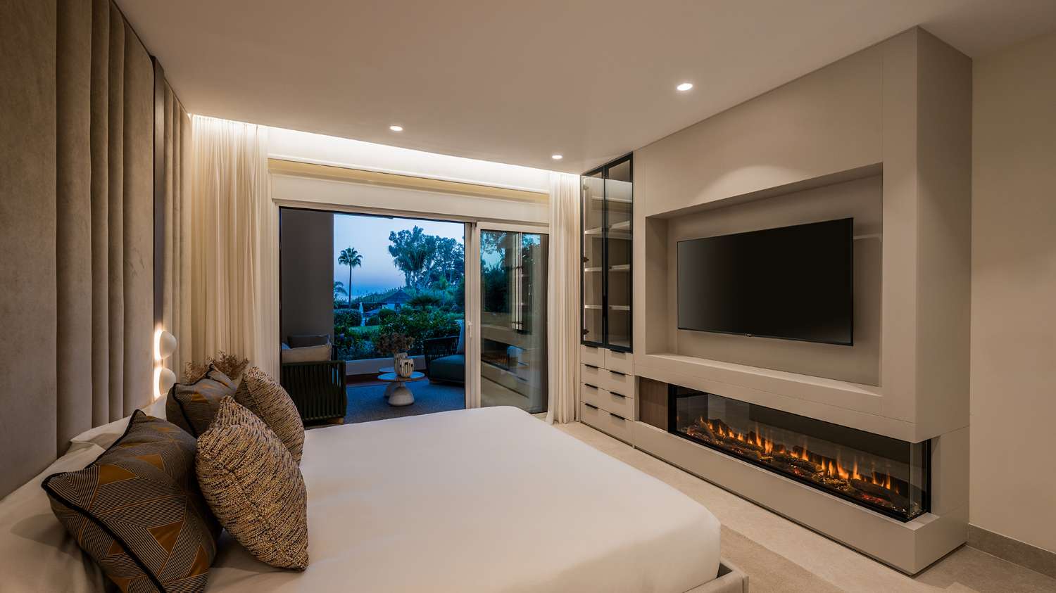 Planta baja en venta en El Velerin-Estepona-Costa del Sol