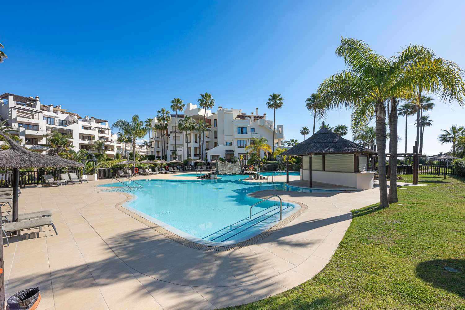 Planta baja en venta en El Velerin-Estepona-Costa del Sol