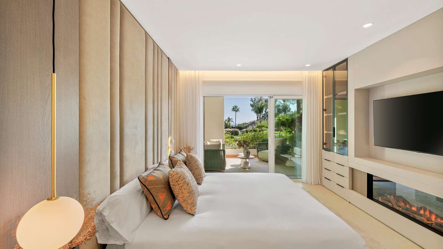 Planta baja en venta en El Velerin-Estepona-Costa del Sol