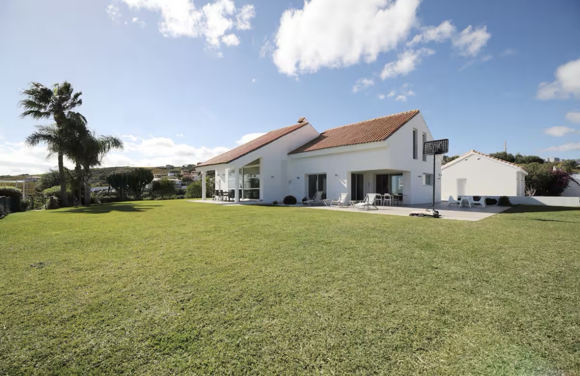 Excepcional finca de lujo en Manilva, cerca de Sotogrande.