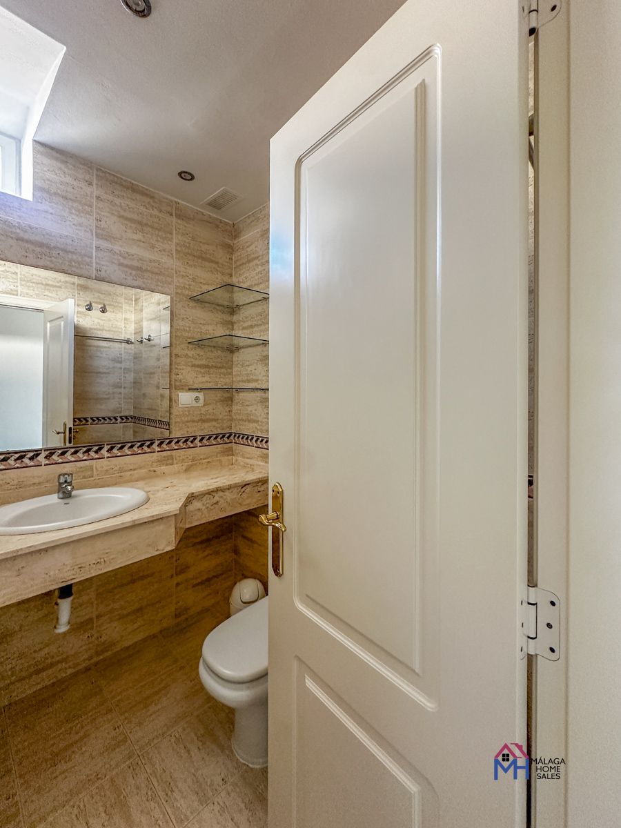 Nueva Andalucía | Señorío de Gonzaga | Vistas de La Concha