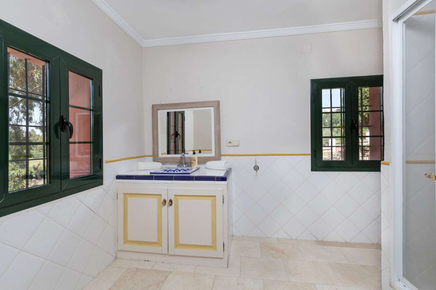 Villa en Benahavis Magnífica Hacienda de 12 dormitorios en Vega del Colorado, La Quinta