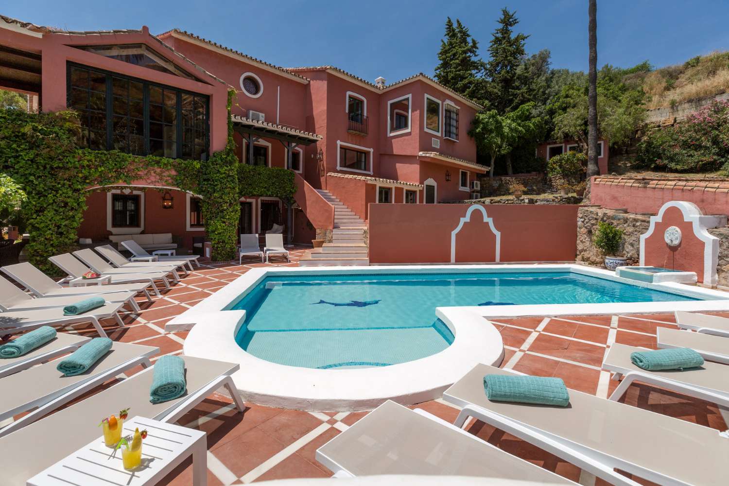 Villa en Benahavis Magnífica Hacienda de 12 dormitorios en Vega del Colorado, La Quinta