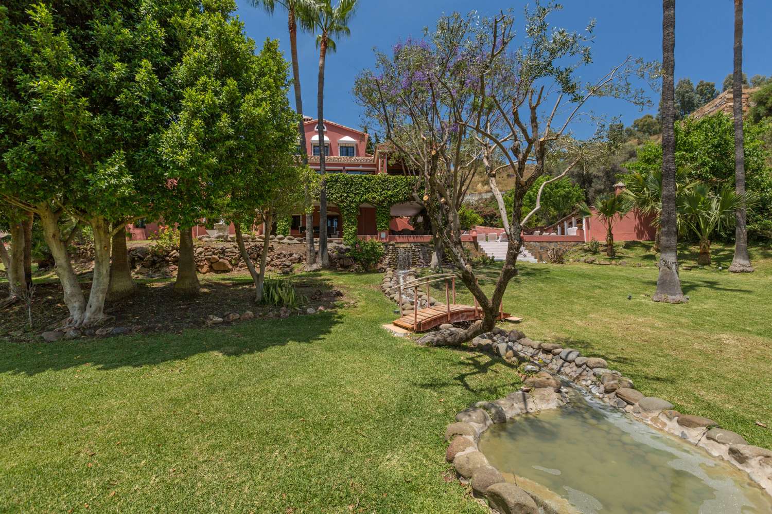 Villa en Benahavis Magnífica Hacienda de 12 dormitorios en Vega del Colorado, La Quinta