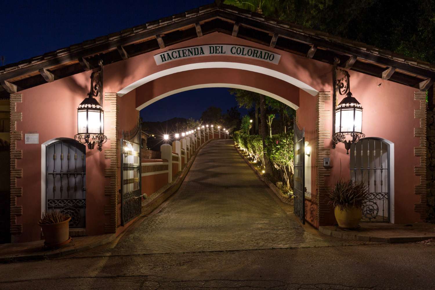 Villa en Benahavis Magnífica Hacienda de 12 dormitorios en Vega del Colorado, La Quinta