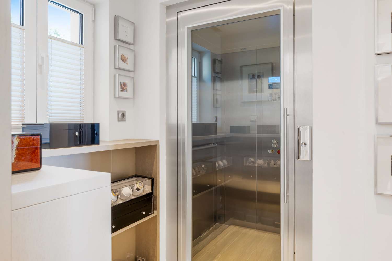 Ático de alta calidad de 4 dormitorios en Altos de los Almendros, Benahavís.