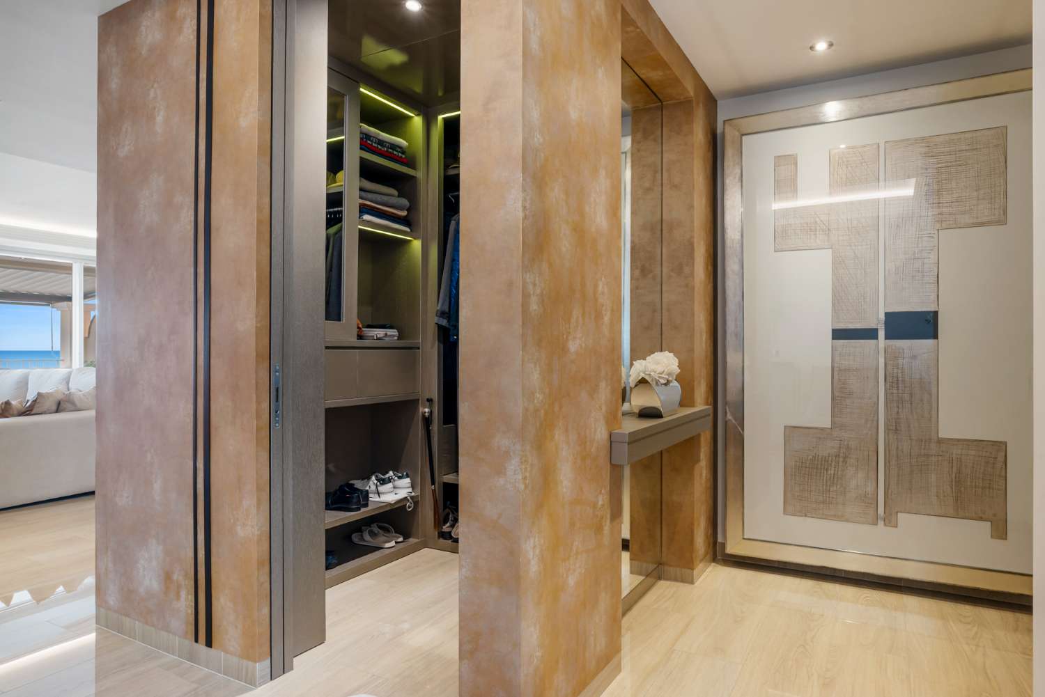 Ático de alta calidad de 4 dormitorios en Altos de los Almendros, Benahavís.