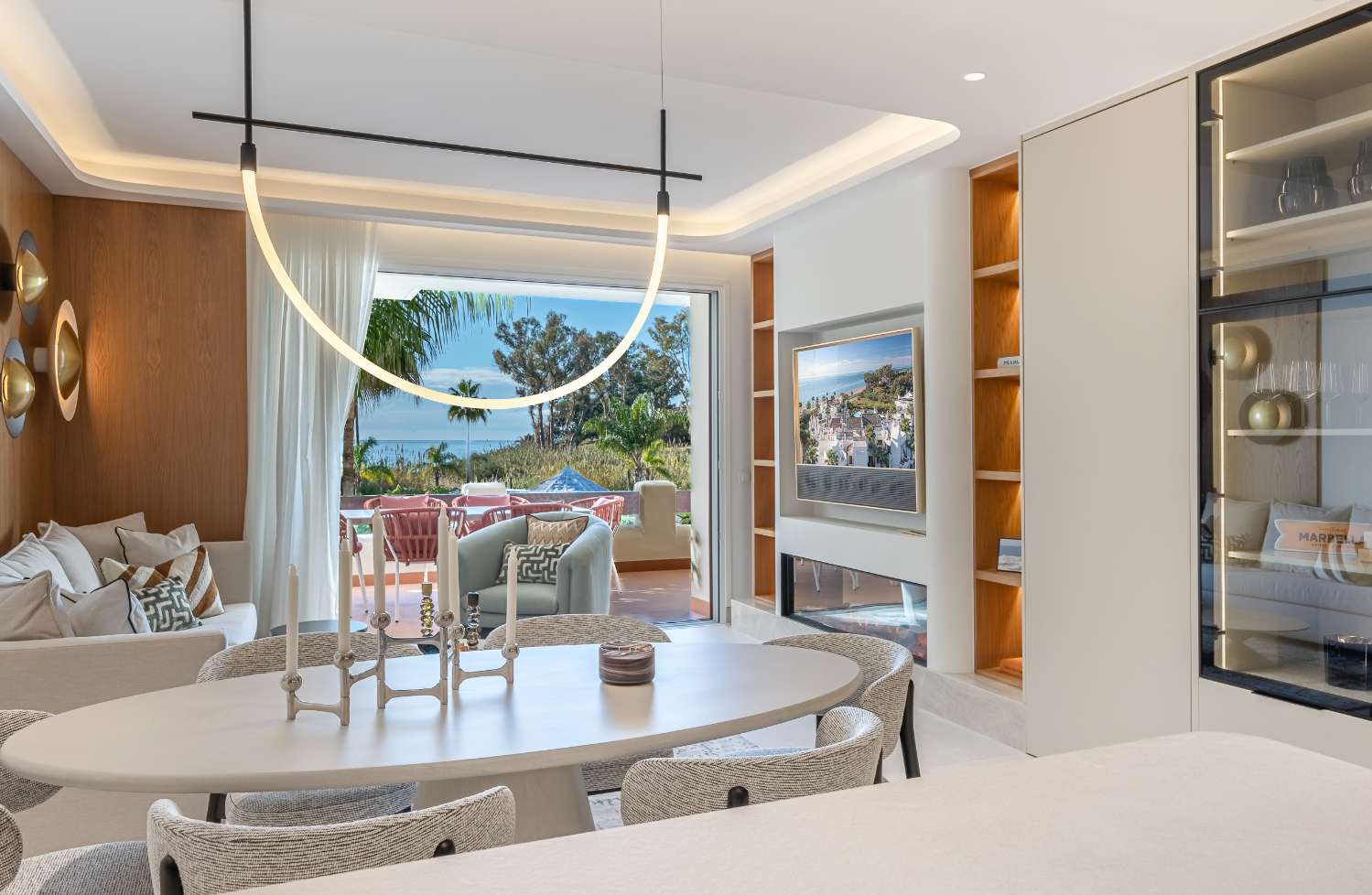 Piso de lujo en venta en Bahía del Velerín-Nueva Milla de Oro-Estepona