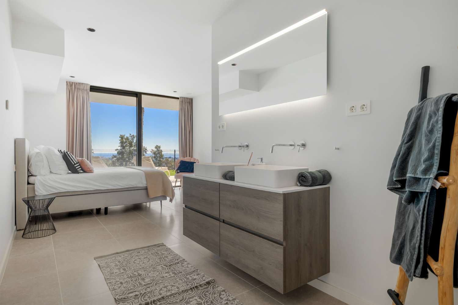 Villa Aqua – Moderne villa in La Alquería, Benahavís
