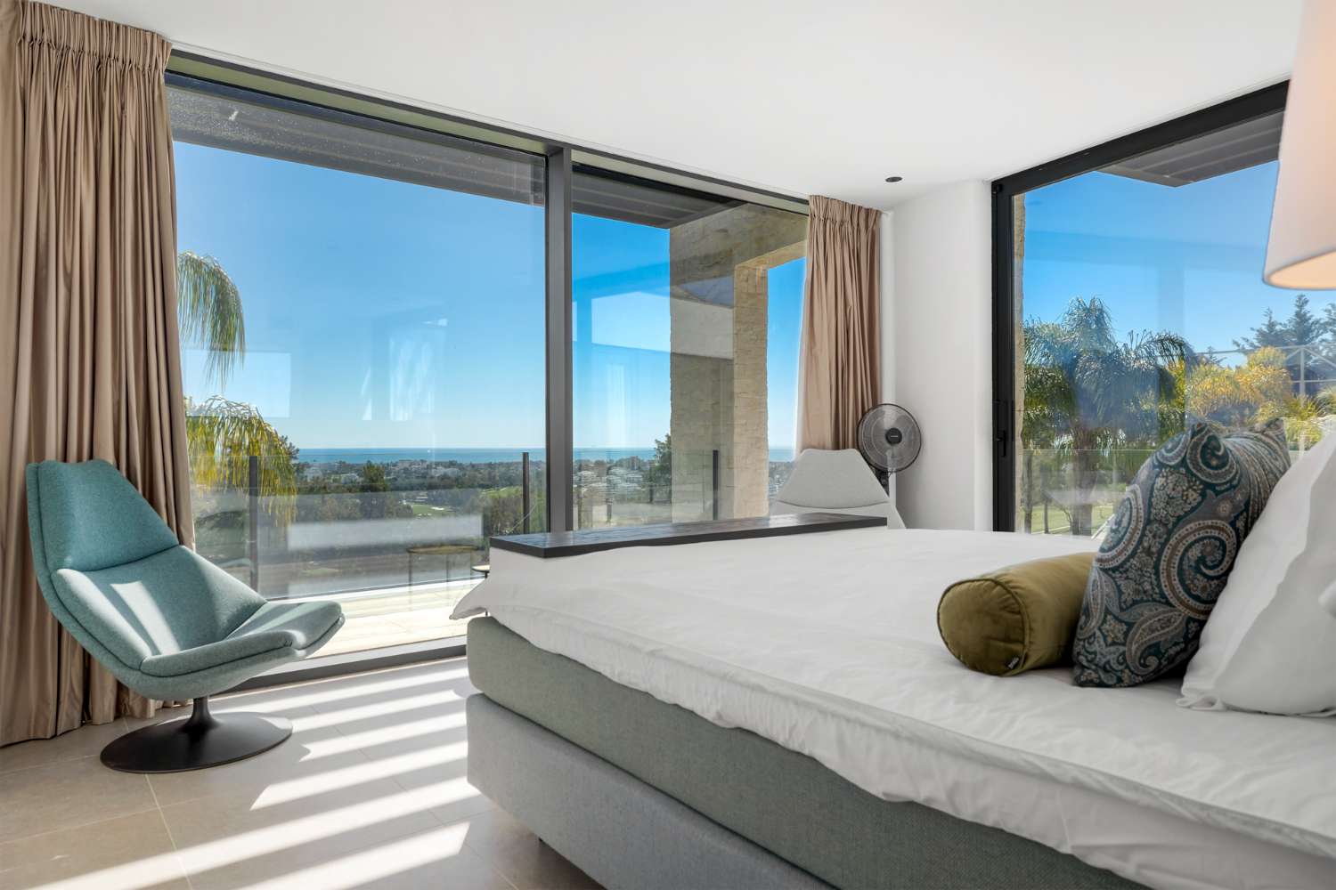 Villa Aqua – Moderne villa in La Alquería, Benahavís