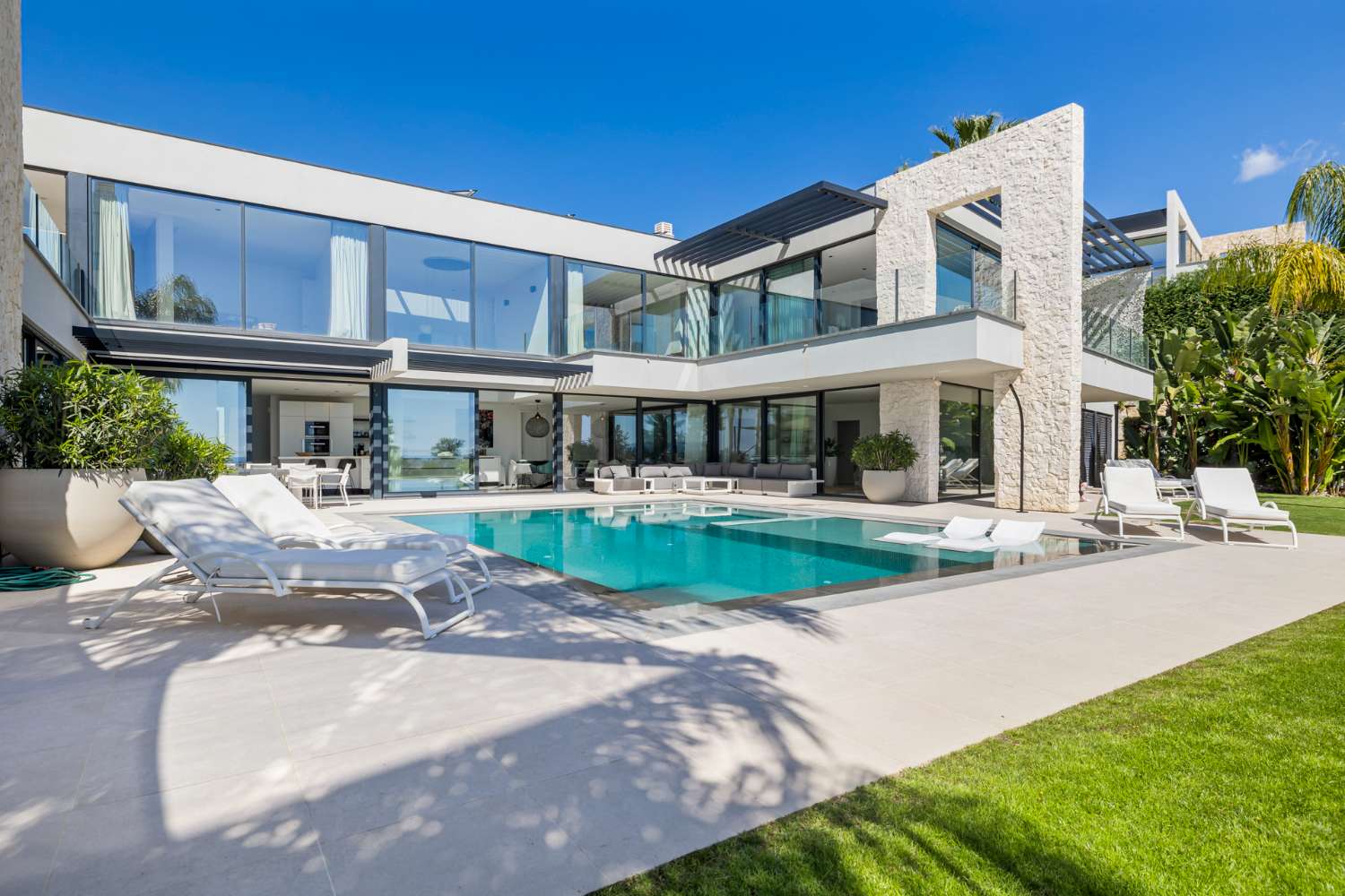 Villa Aqua – Moderne villa in La Alquería, Benahavís