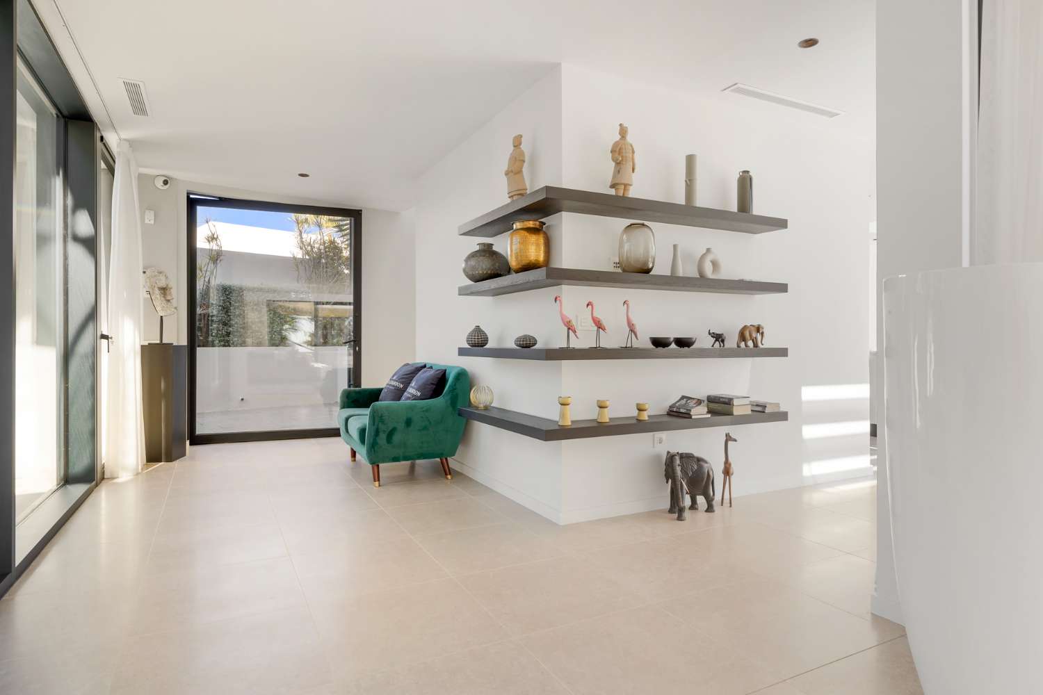 Villa Aqua – Moderne villa in La Alquería, Benahavís