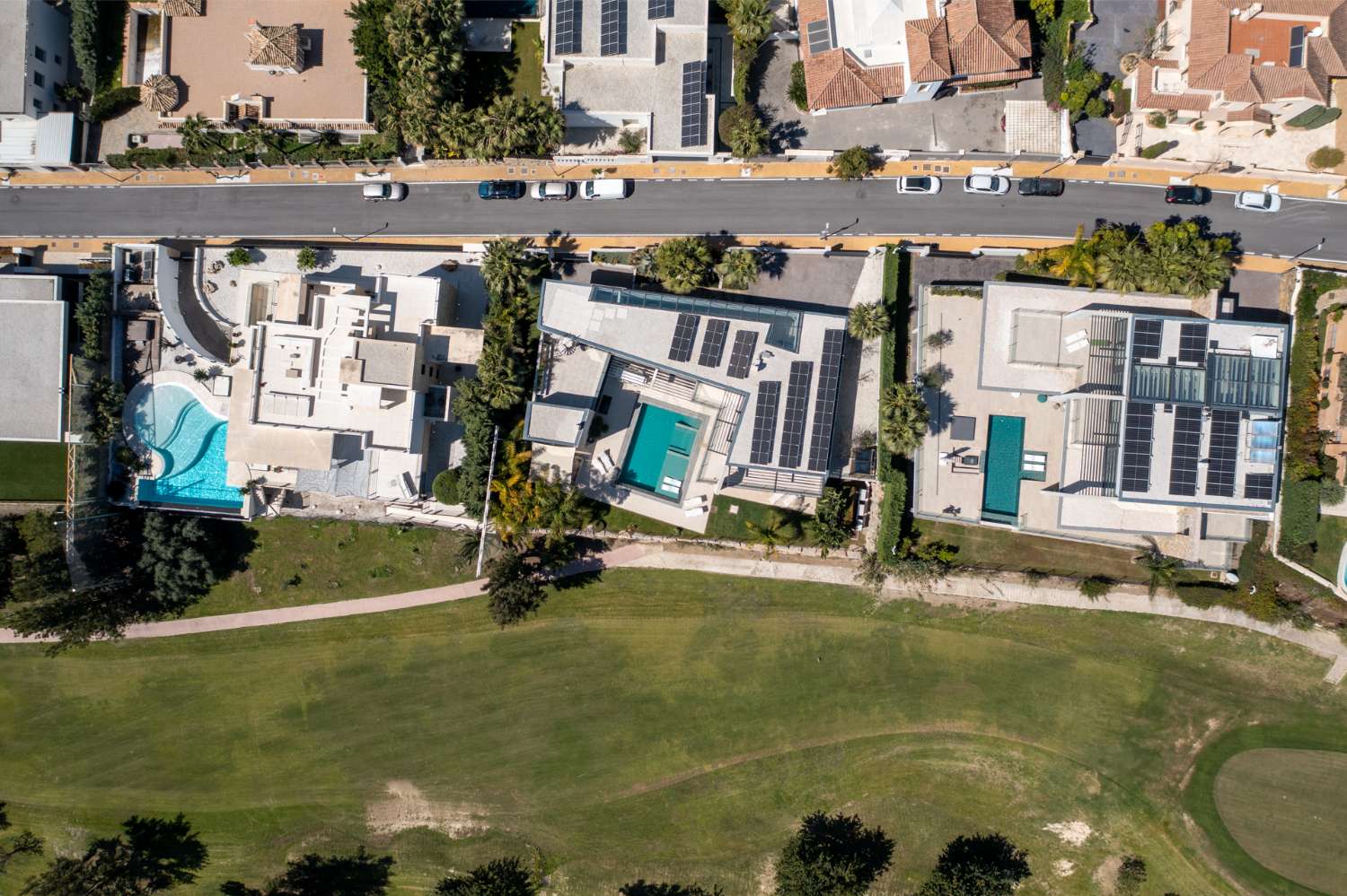 Villa Aqua – Moderne villa in La Alquería, Benahavís