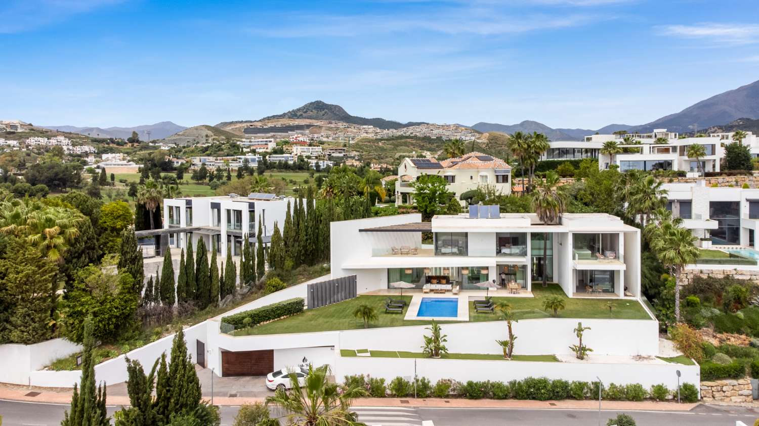 VILLA FUEGO, URB. LA ALQUERIA, BENAHAVÍS