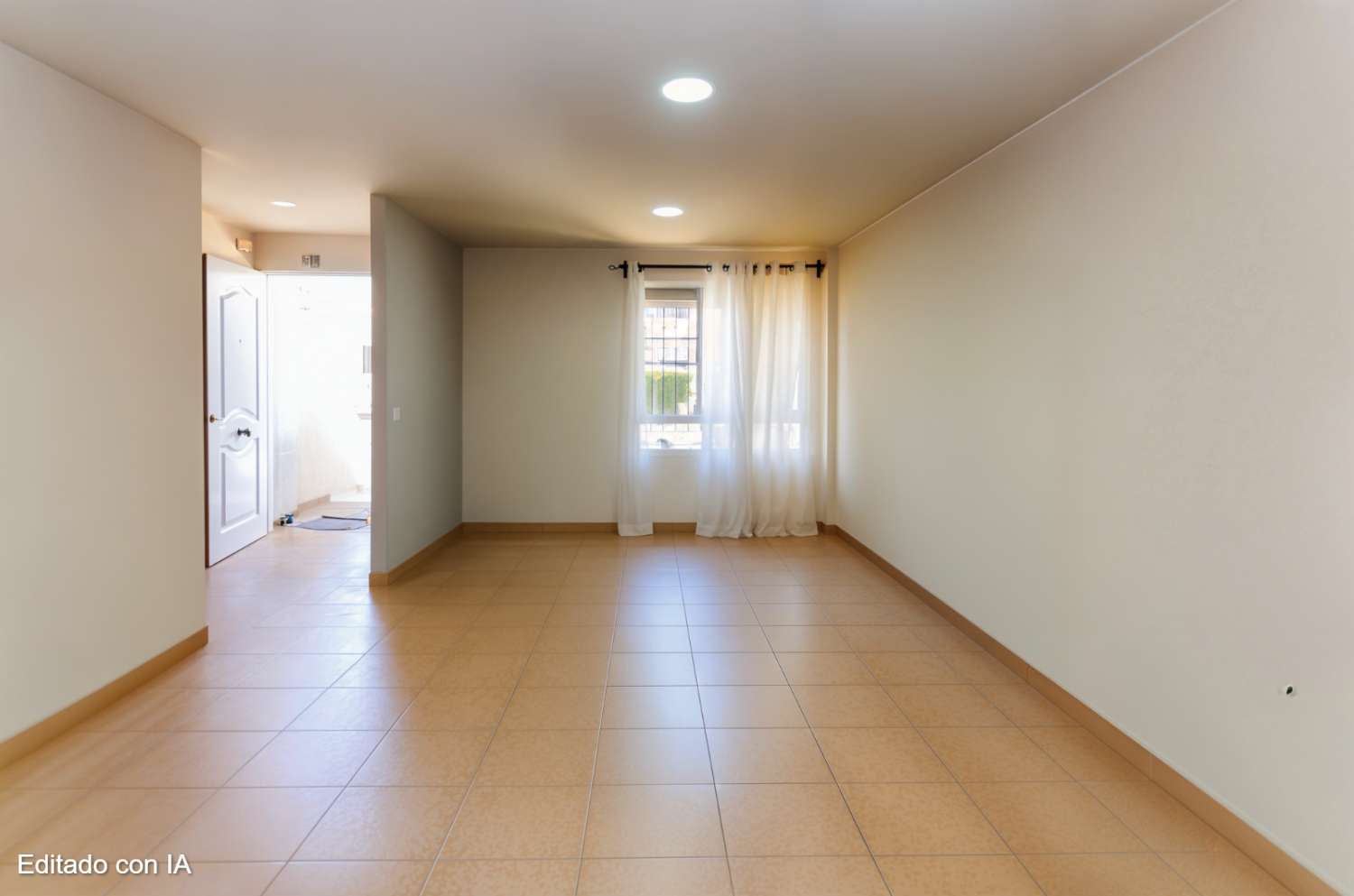 Magnífico chalet adosado con gran terraza, sótano, 2 plazas de garaje y piscinas comunitarias en Alhaurín de la Torre