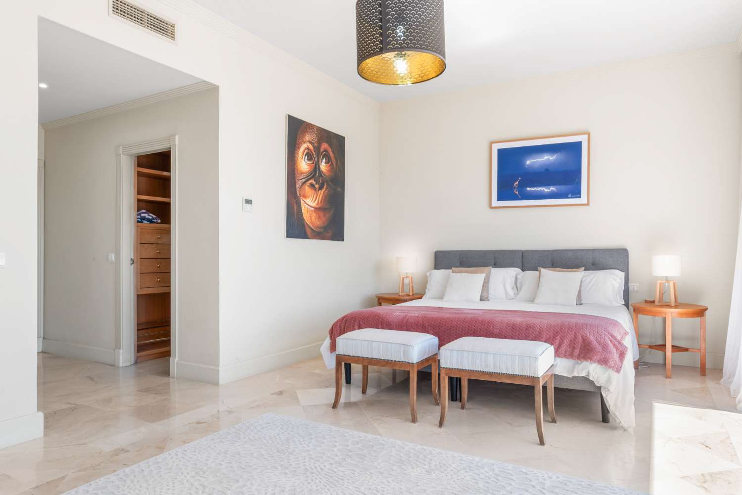 Una hermosa villa de 4 habitaciones en La Paloma, entre Sotogrande y La Duquesa.
