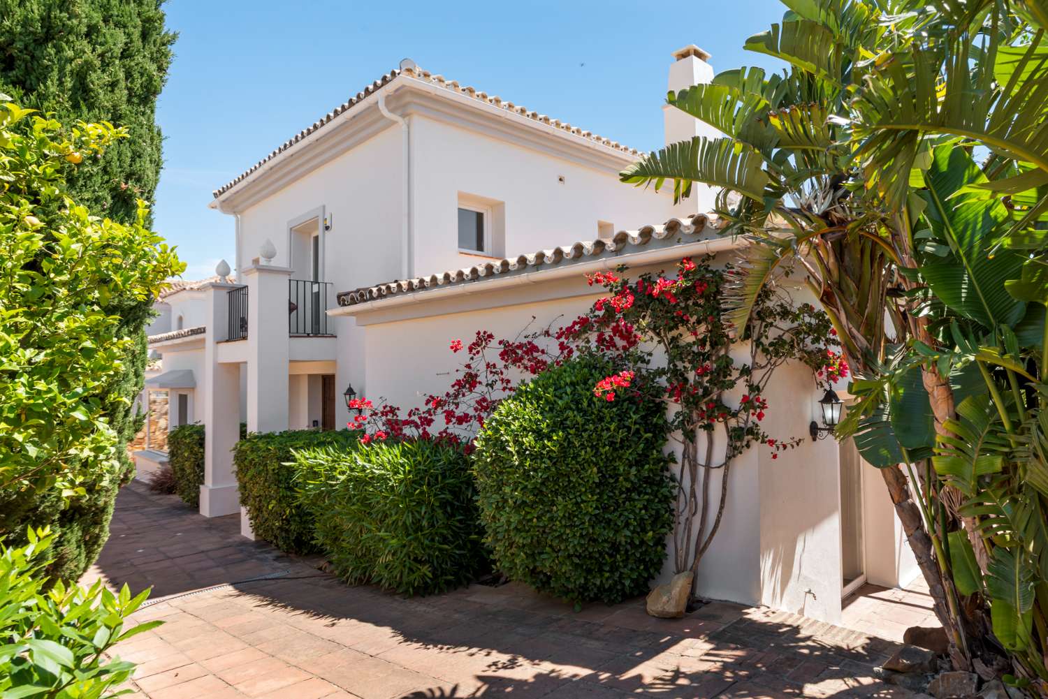 Una hermosa villa de 4 habitaciones en La Paloma, entre Sotogrande y La Duquesa.