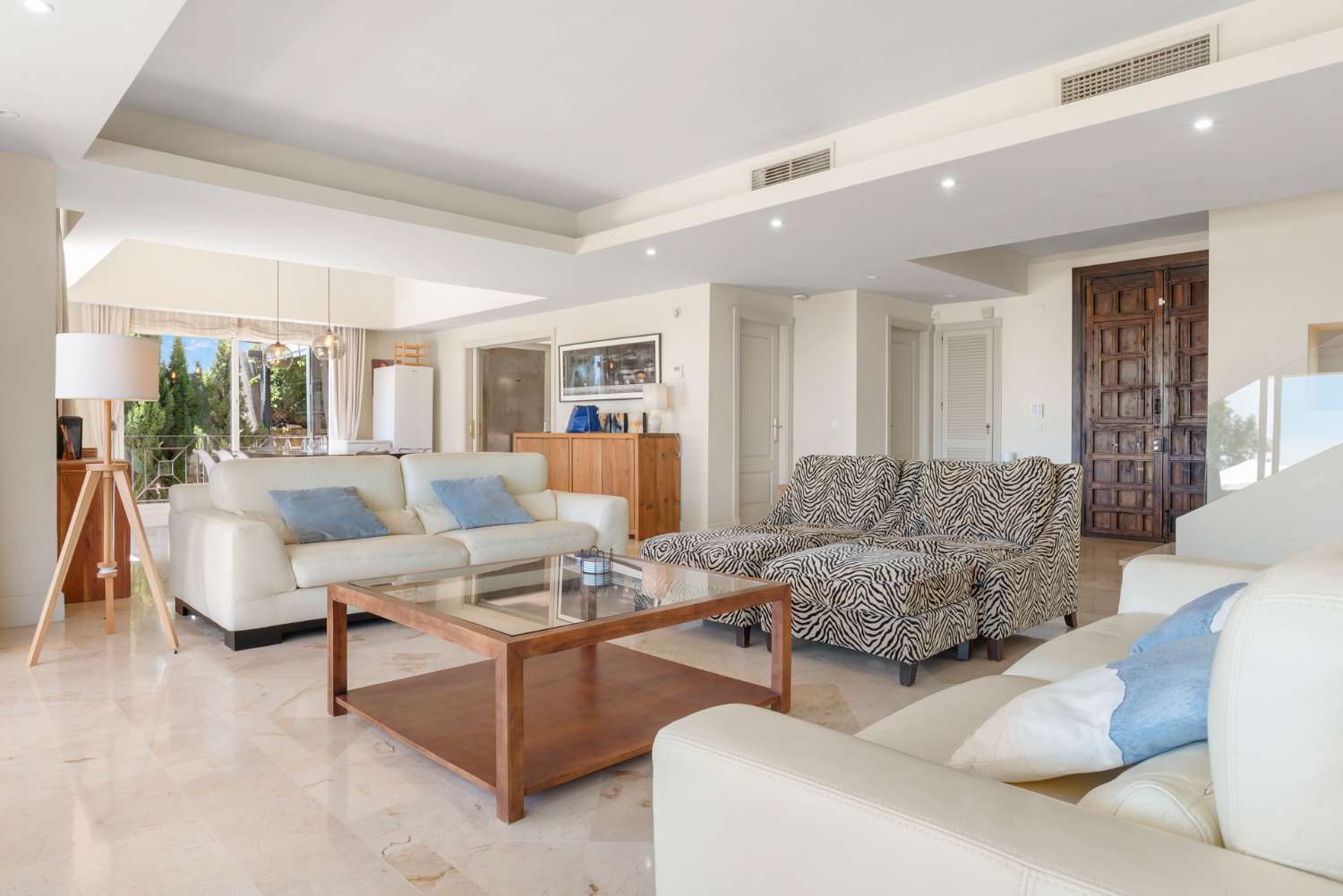 Una hermosa villa de 4 habitaciones en La Paloma, entre Sotogrande y La Duquesa.