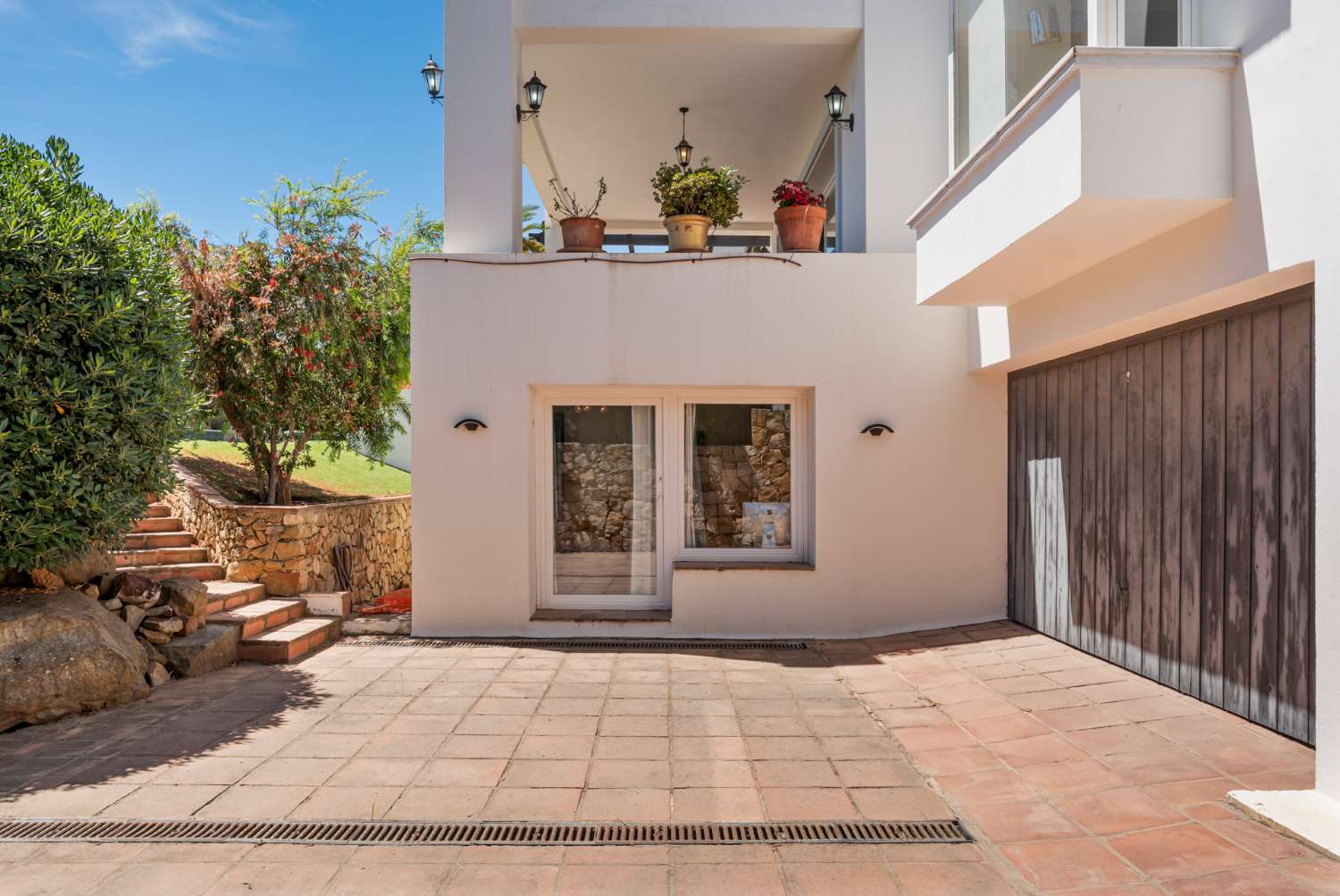Una hermosa villa de 4 habitaciones en La Paloma, entre Sotogrande y La Duquesa.