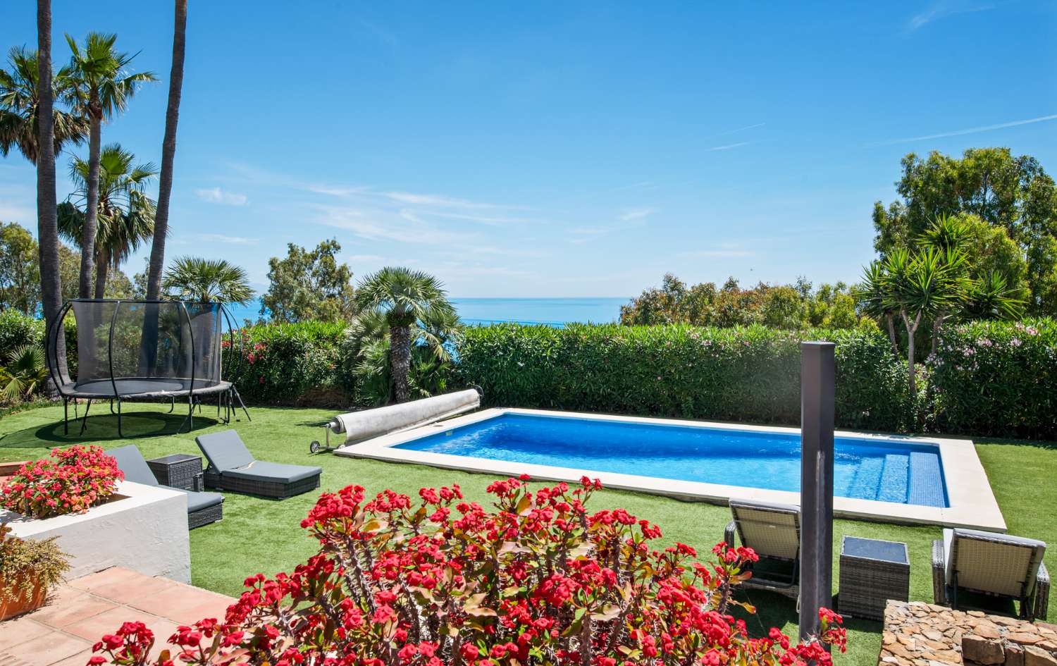 Una hermosa villa de 4 habitaciones en La Paloma, entre Sotogrande y La Duquesa.