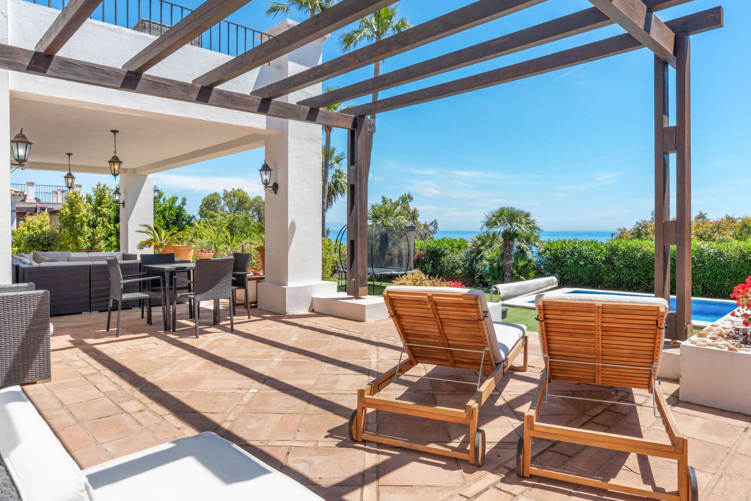 Una hermosa villa de 4 habitaciones en La Paloma, entre Sotogrande y La Duquesa.