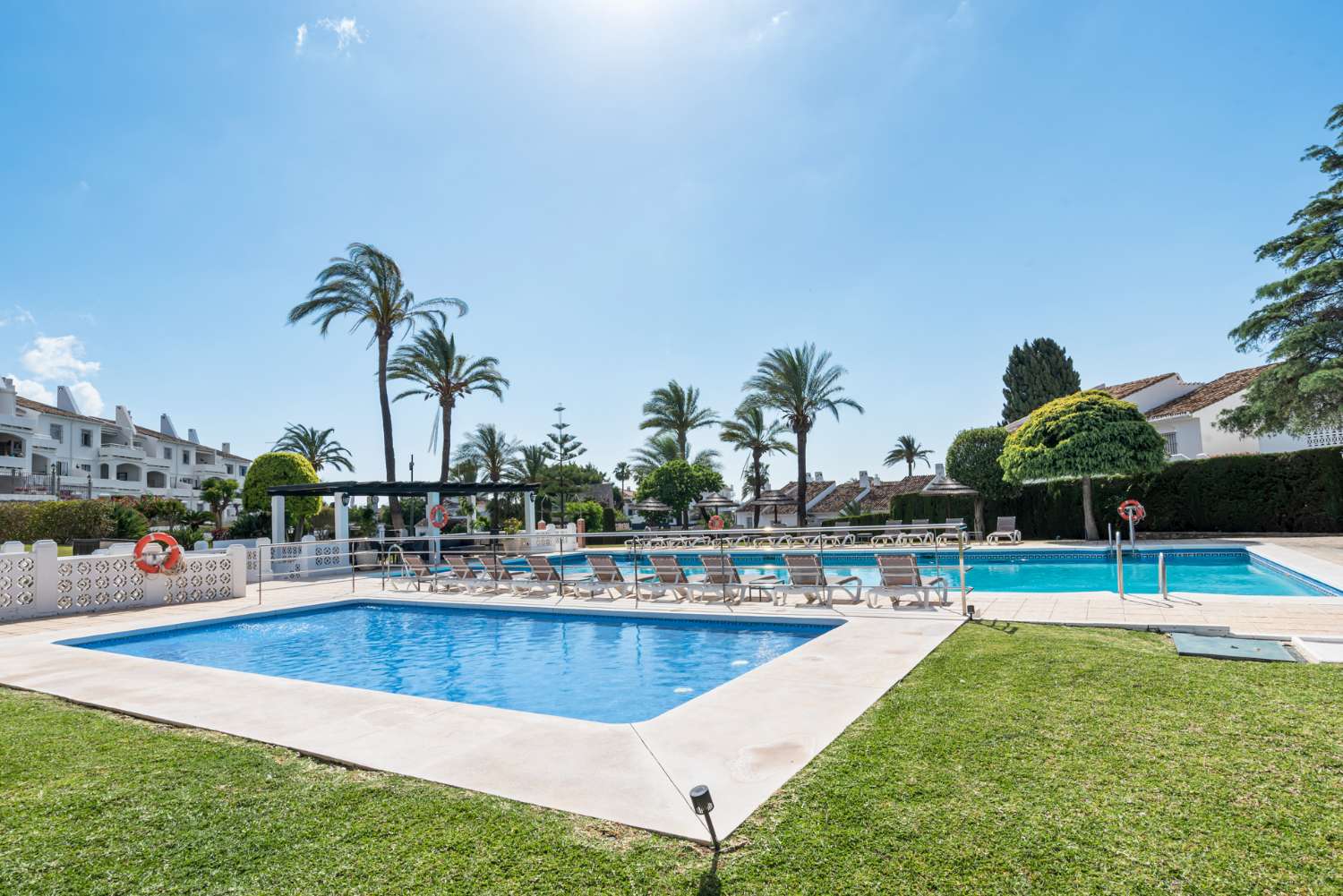 Apartamento en venta en Nueva Andalucía (Marbella)