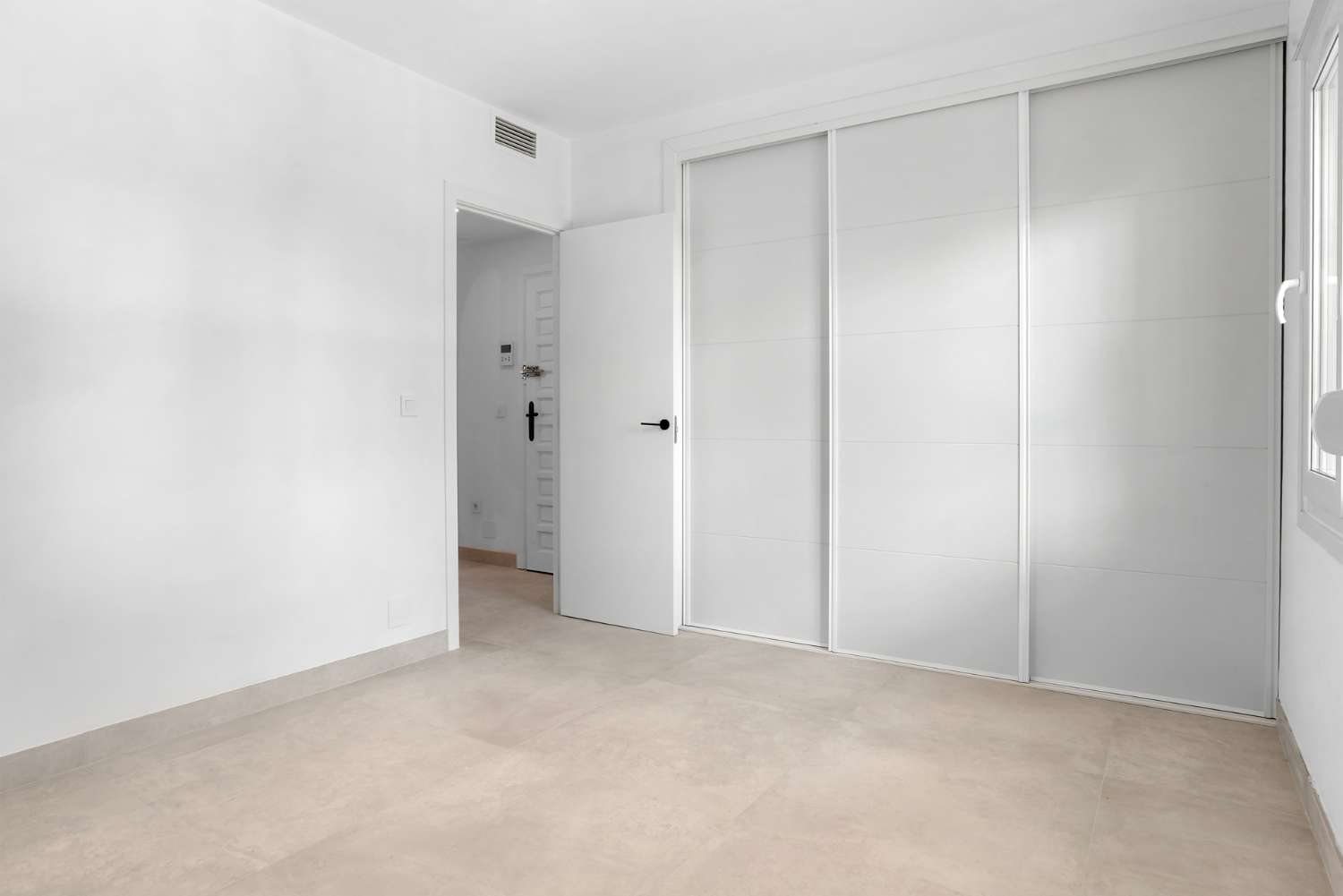 Apartamento en venta en Nueva Andalucía (Marbella)