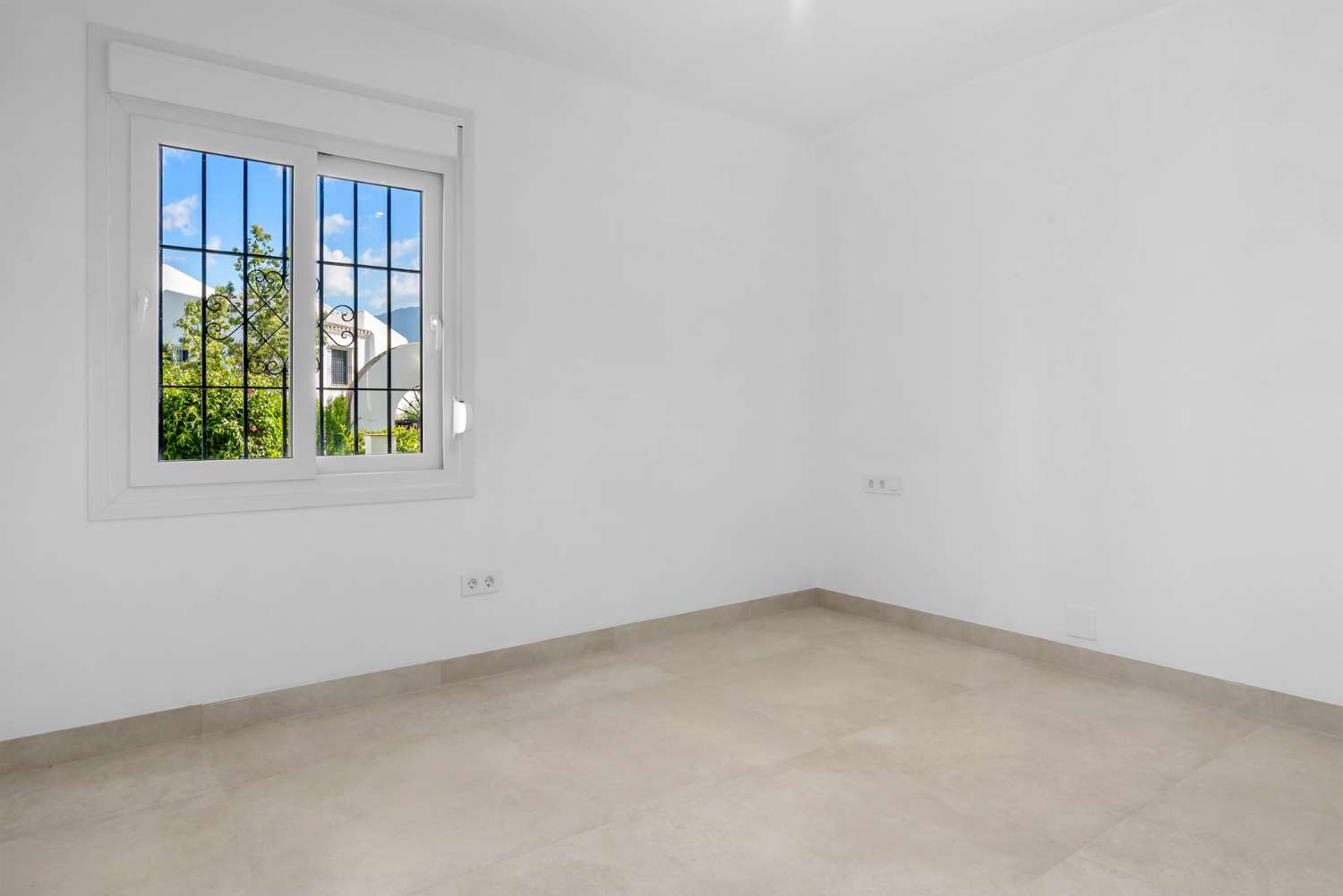 Apartamento en venta en Nueva Andalucía (Marbella)