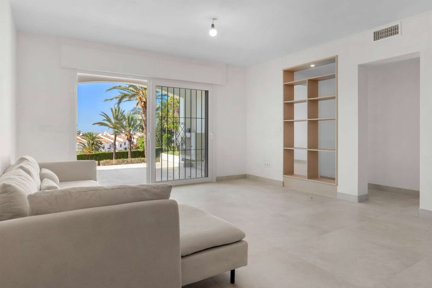 Apartamento en venta en Nueva Andalucía (Marbella)