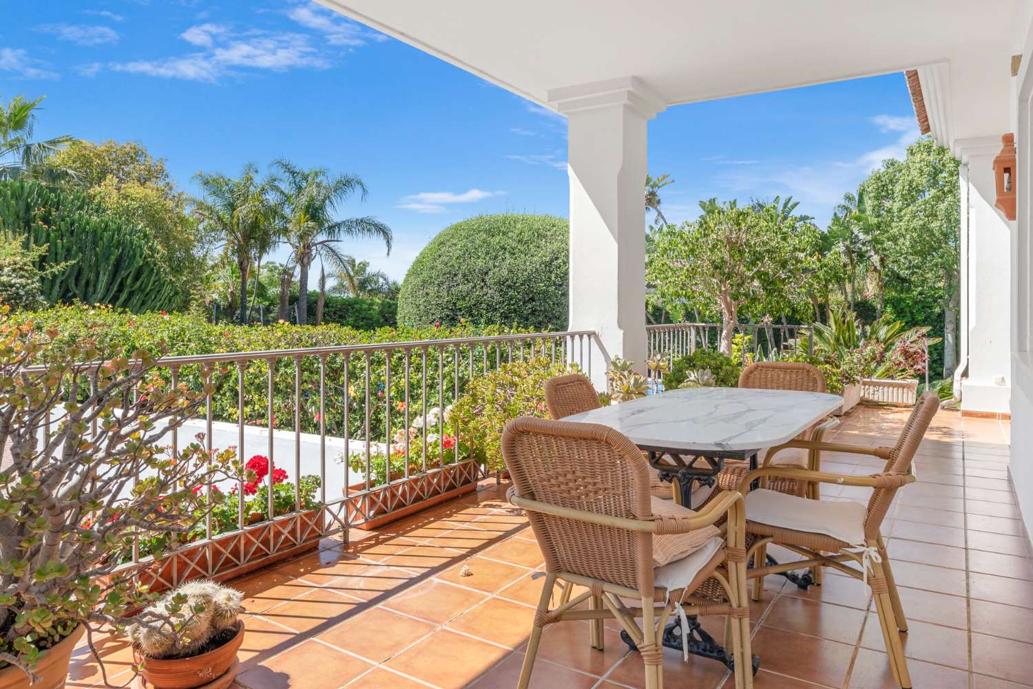VILLA CANDELA – EL PARAISO ALTO, BENAHAVÍS