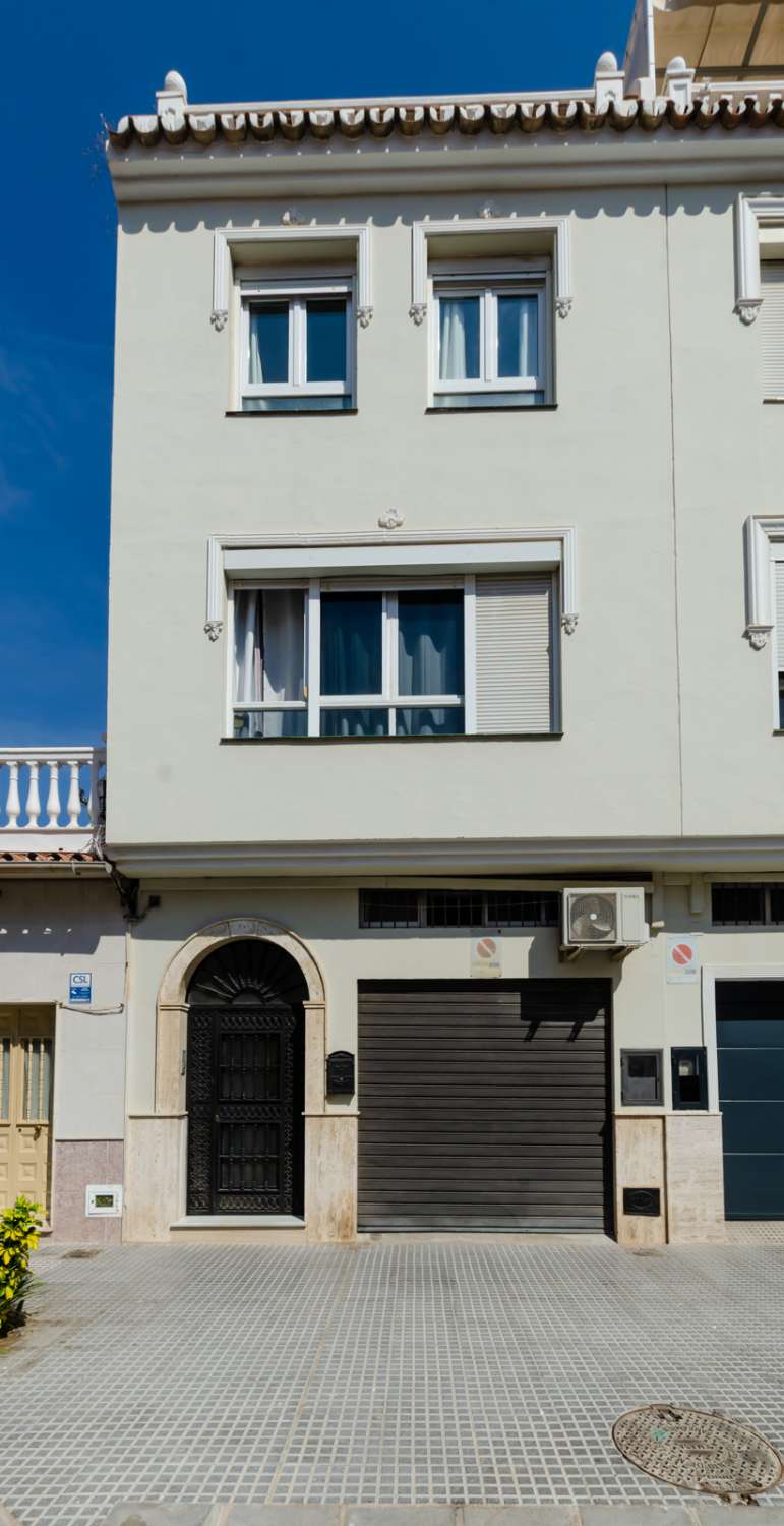 Chalet adosado en venta en Huelin-Malaga