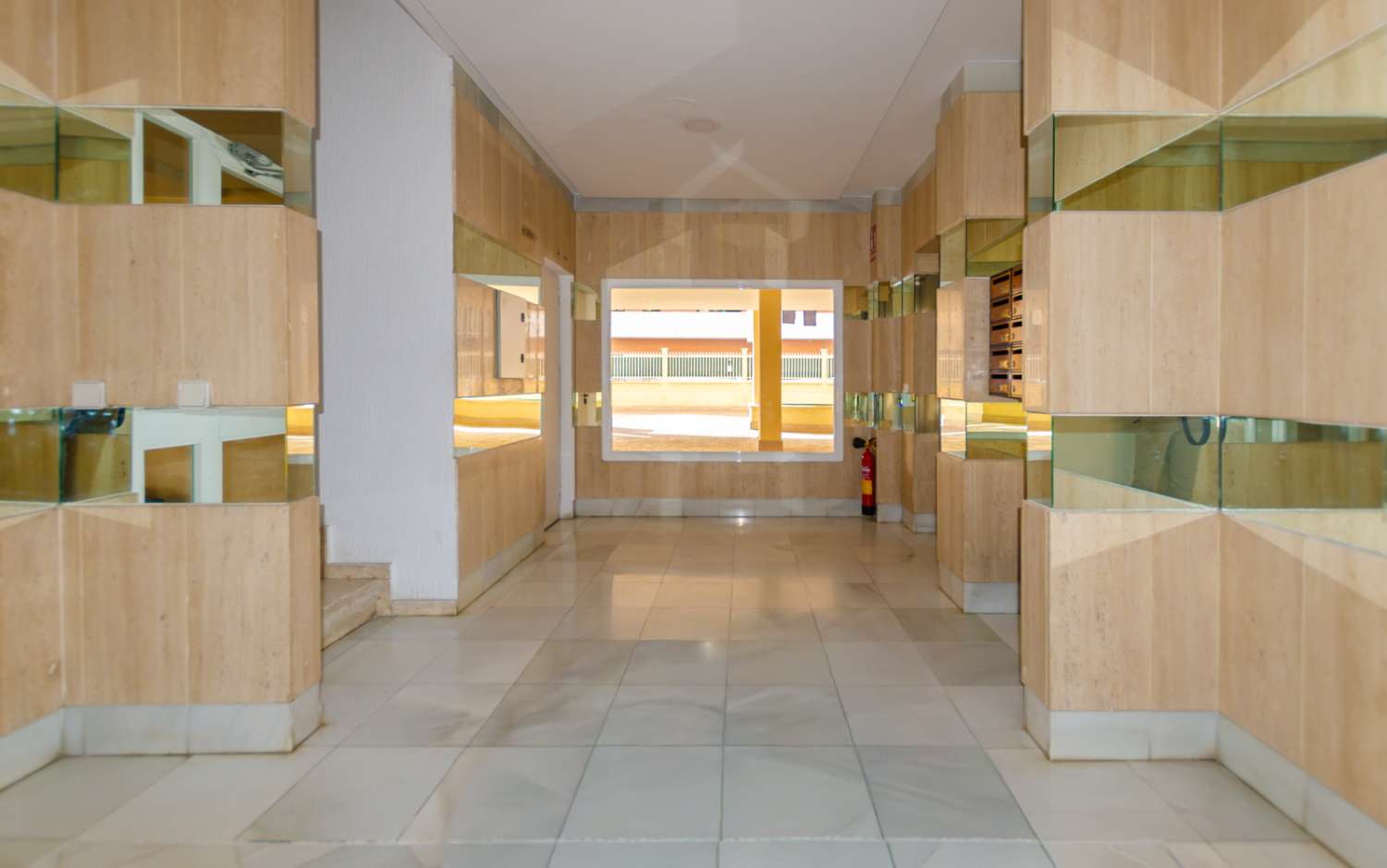 ÁTICO DE 4 DORMITORIOS CON TERRAZA Y SOLÁRIUM PRIVATIVO DE CASI 100 m² EN CORTIJO ALTO