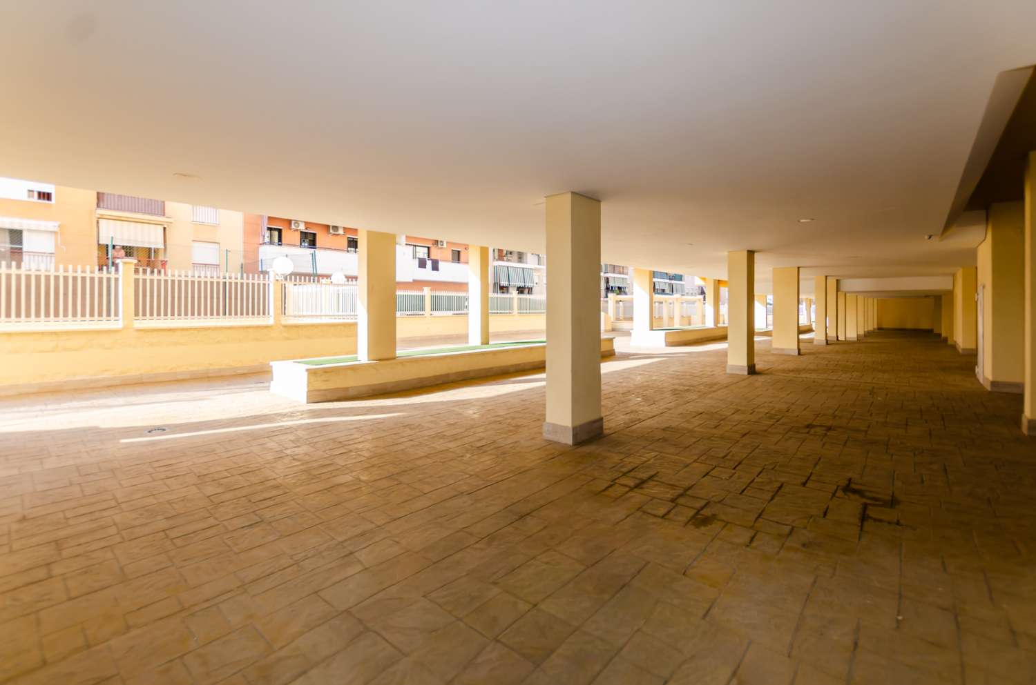 ÁTICO DE 4 DORMITORIOS CON TERRAZA Y SOLÁRIUM PRIVATIVO DE CASI 100 m² EN CORTIJO ALTO